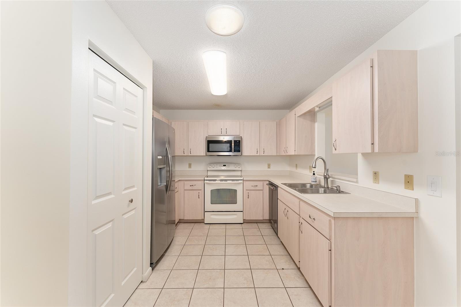 9660 SW 92ND CT #C, OCALA, FL, 34481