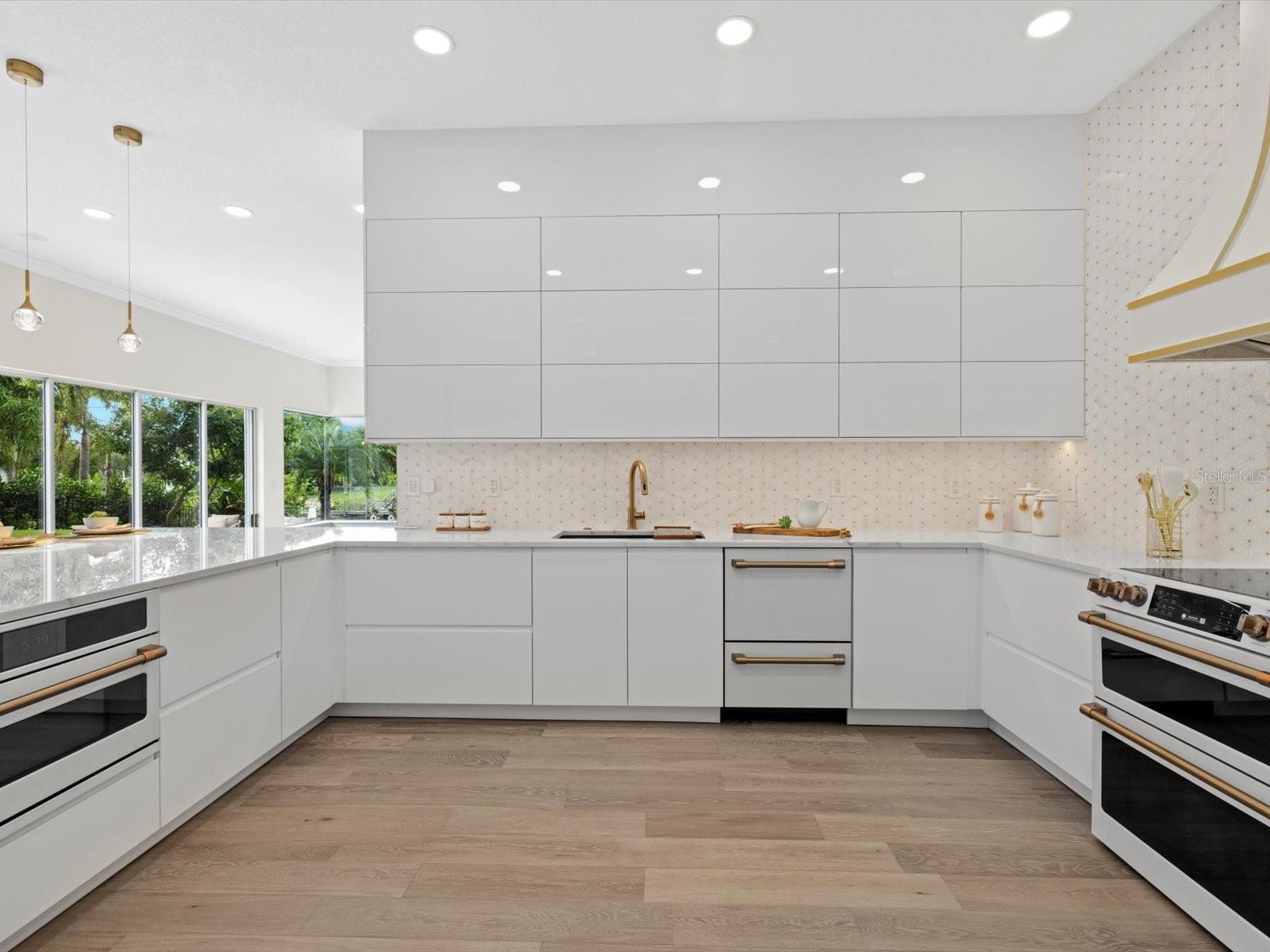 1707 CARIBBEAN DR, SARASOTA, FL, 34231