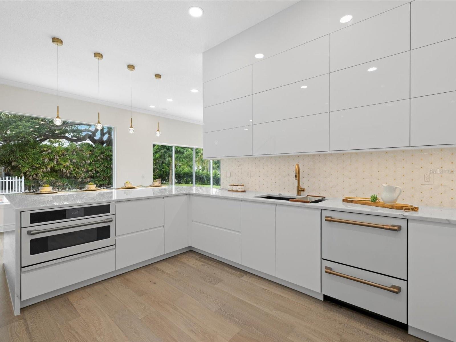 1707 CARIBBEAN DR, SARASOTA, FL, 34231