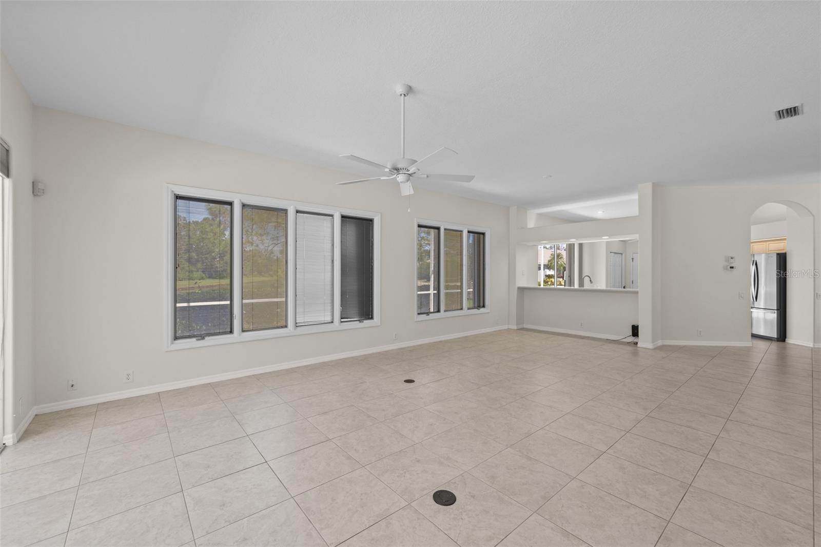 8628 54TH AVENUE CIR E, BRADENTON, FL, 34211