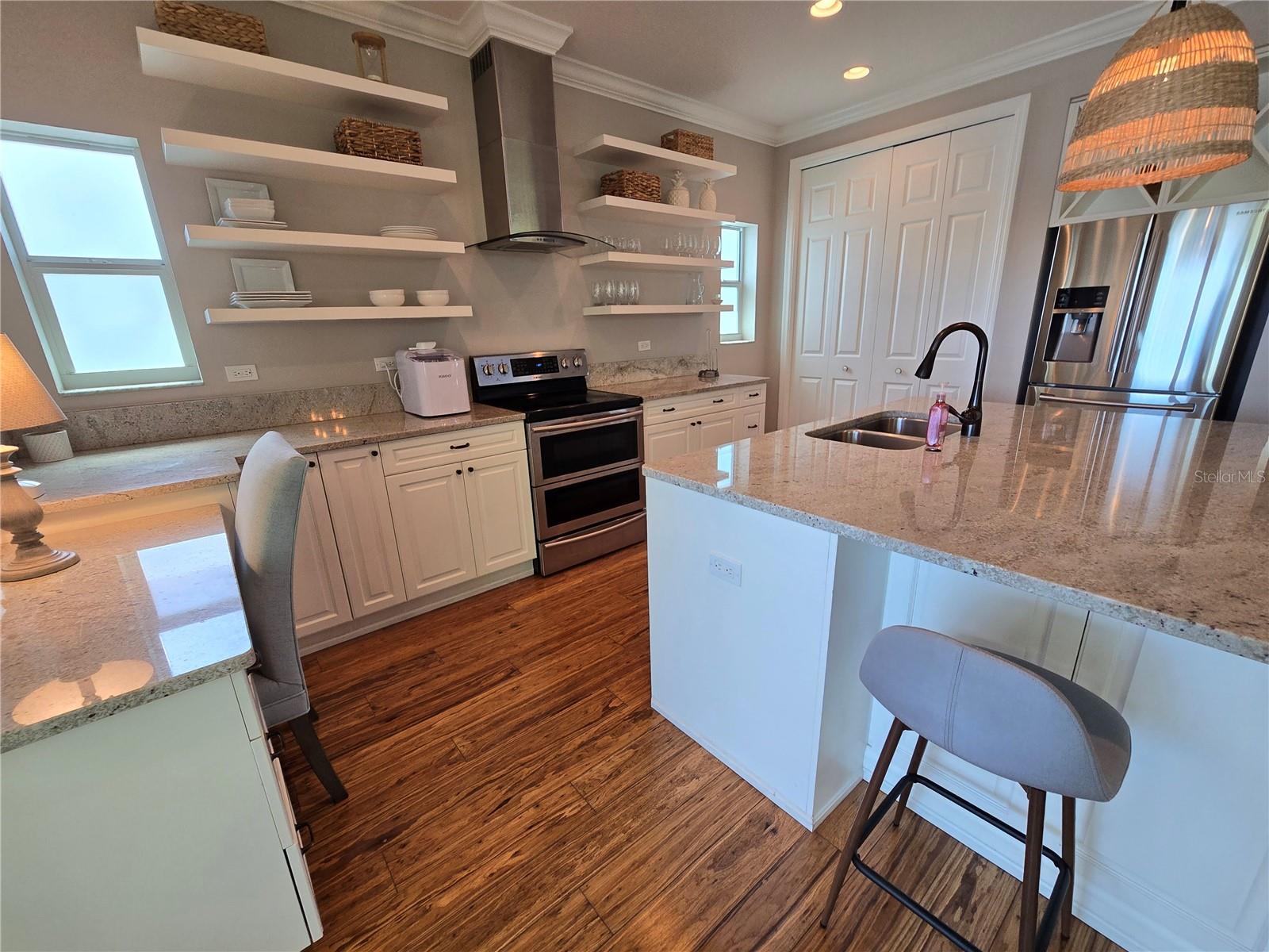 12116 LAGOON LN, TREASURE ISLAND, FL, 33706