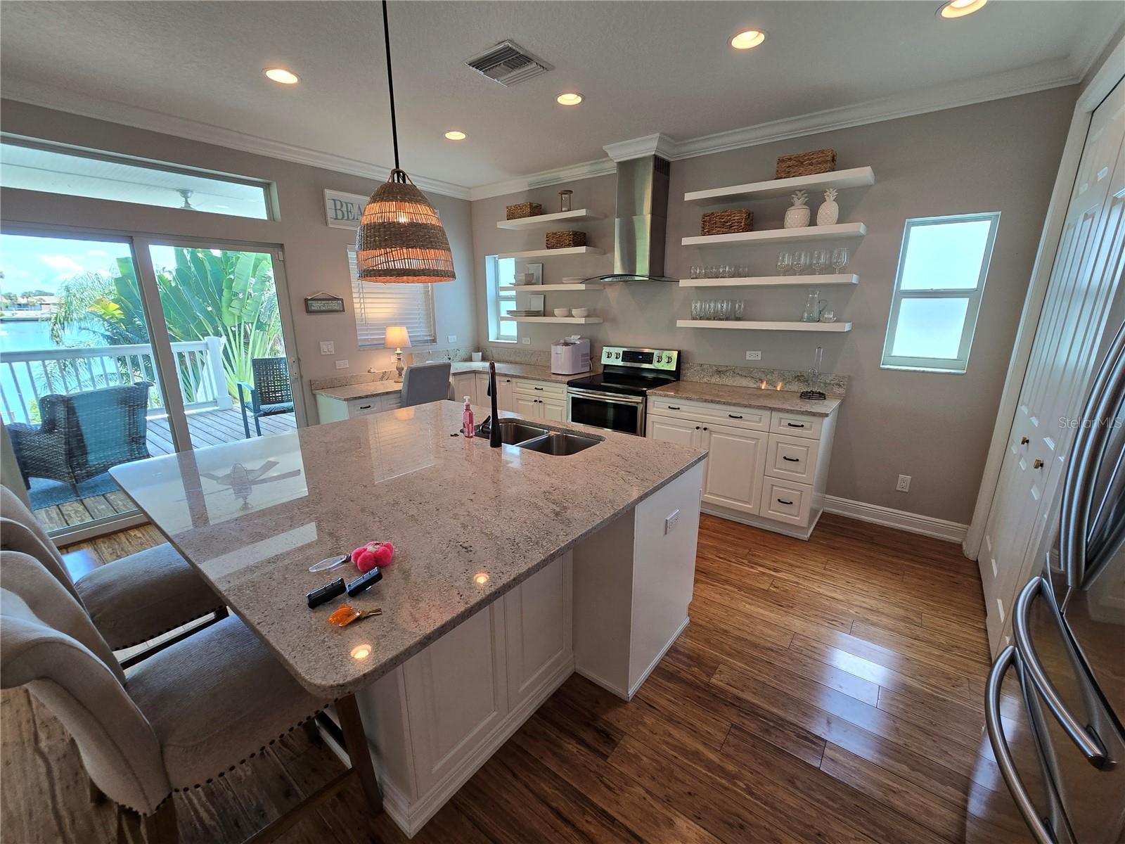 12116 LAGOON LN, TREASURE ISLAND, FL, 33706