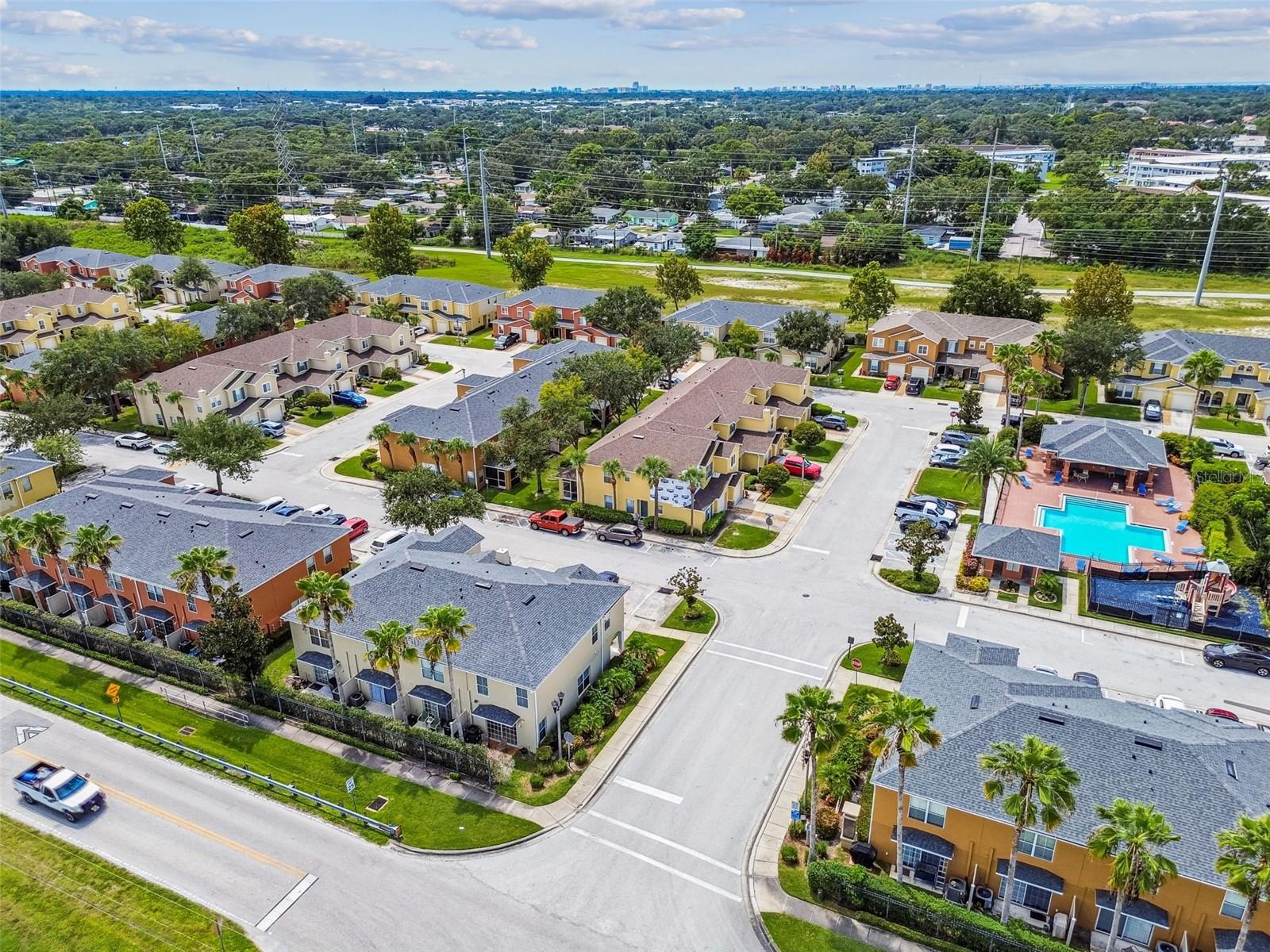 1997 SEARAY SHORE DR, CLEARWATER, FL, 33763