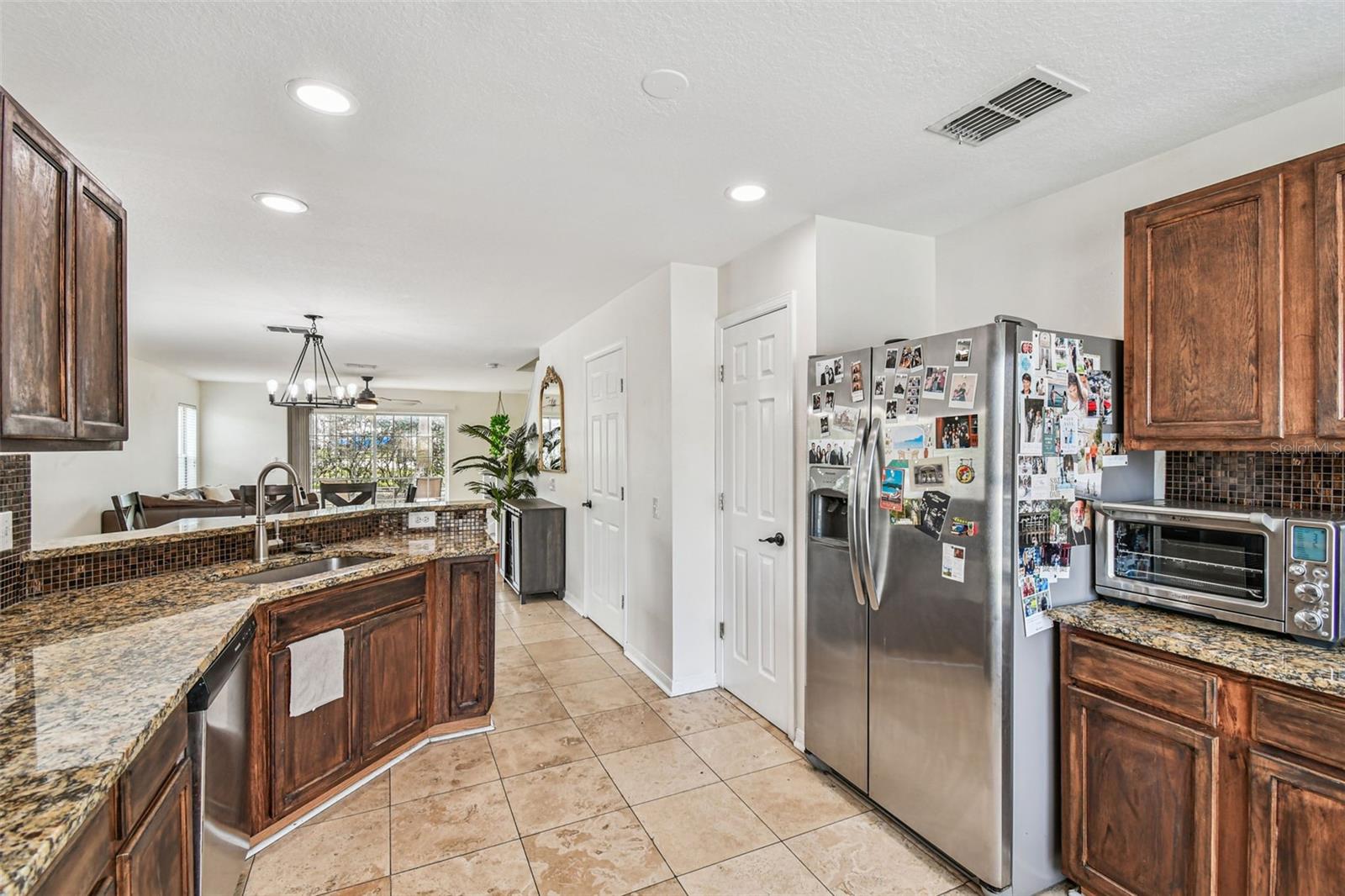 1997 SEARAY SHORE DR, CLEARWATER, FL, 33763