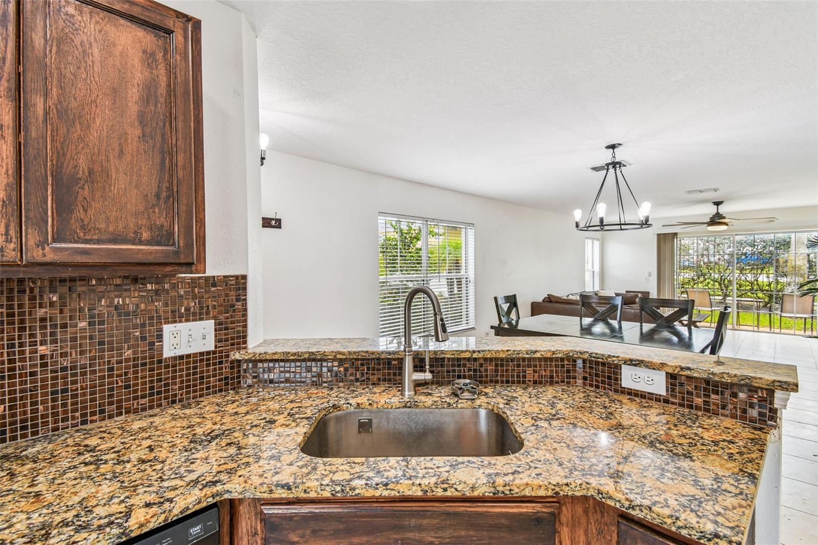 1997 SEARAY SHORE DR, CLEARWATER, FL, 33763