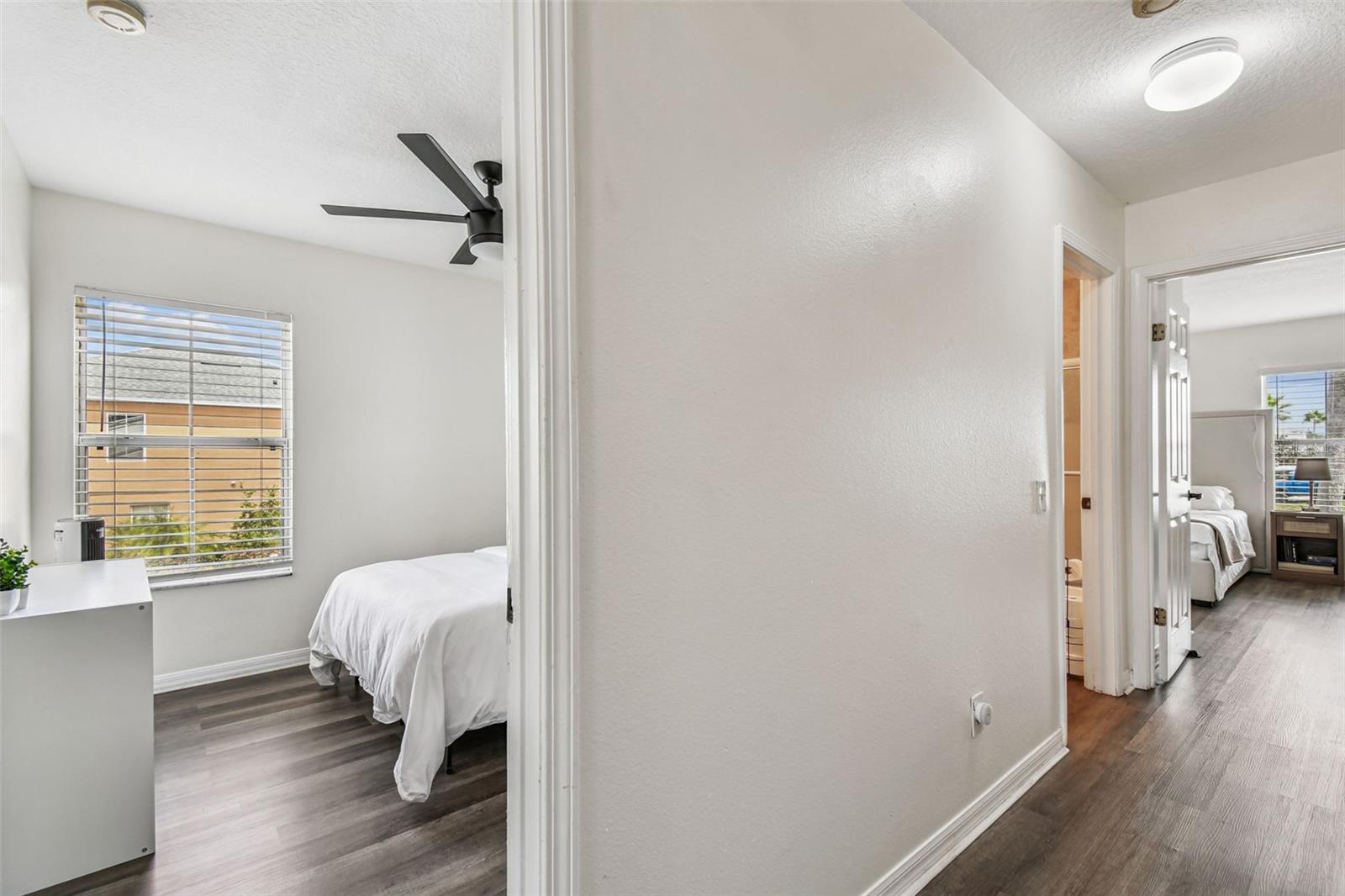 1997 SEARAY SHORE DR, CLEARWATER, FL, 33763