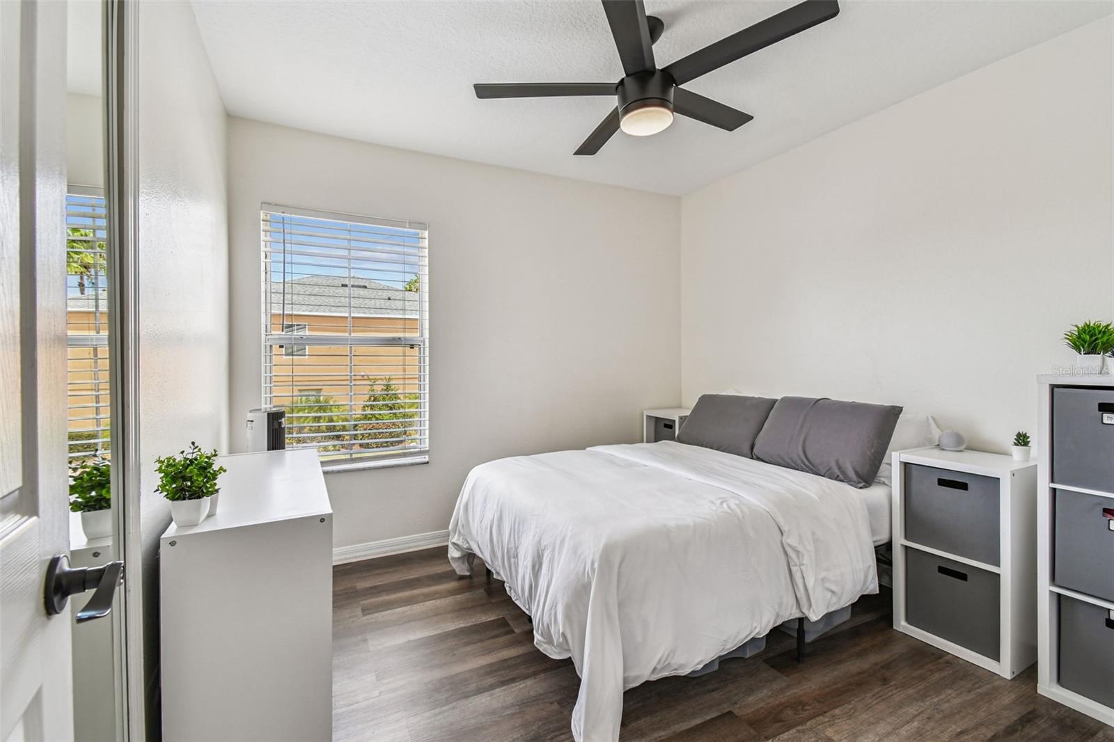 1997 SEARAY SHORE DR, CLEARWATER, FL, 33763