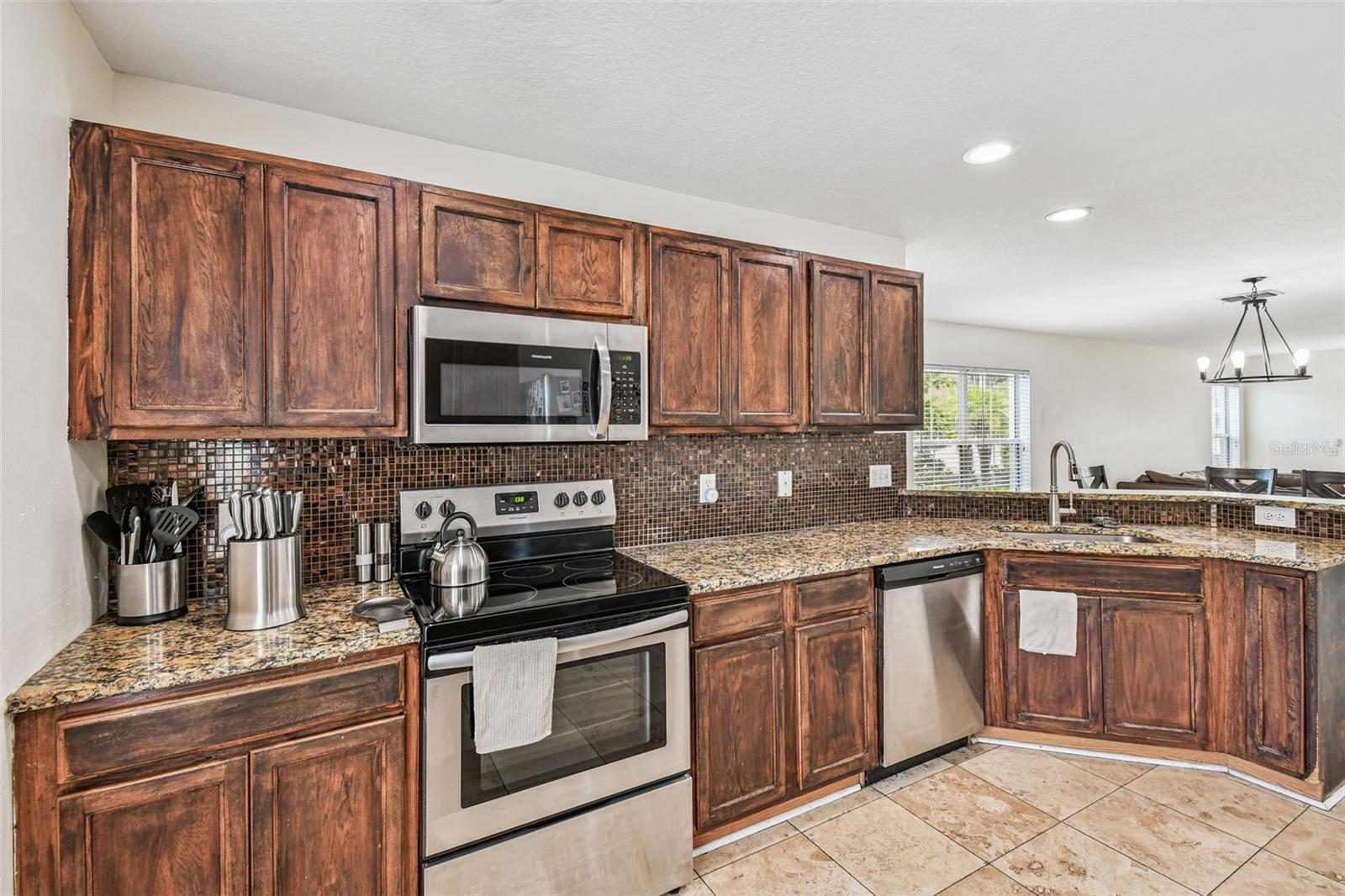 1997 SEARAY SHORE DR, CLEARWATER, FL, 33763