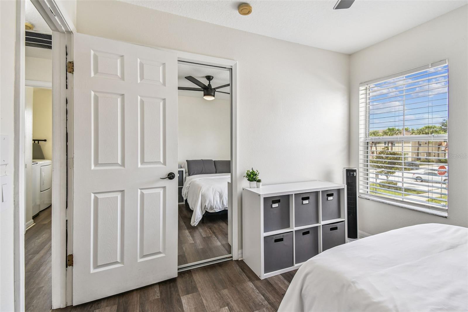 1997 SEARAY SHORE DR, CLEARWATER, FL, 33763