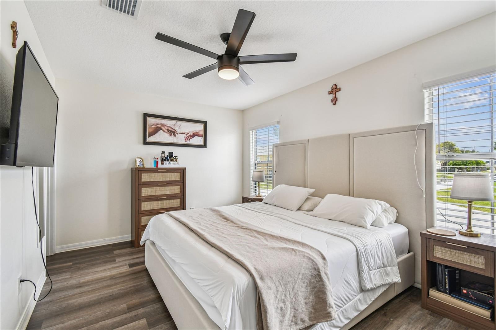 1997 SEARAY SHORE DR, CLEARWATER, FL, 33763