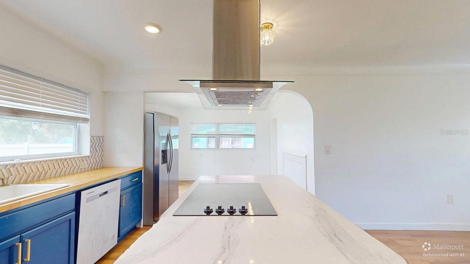 874 63RD AVE S, ST PETERSBURG, FL, 33705