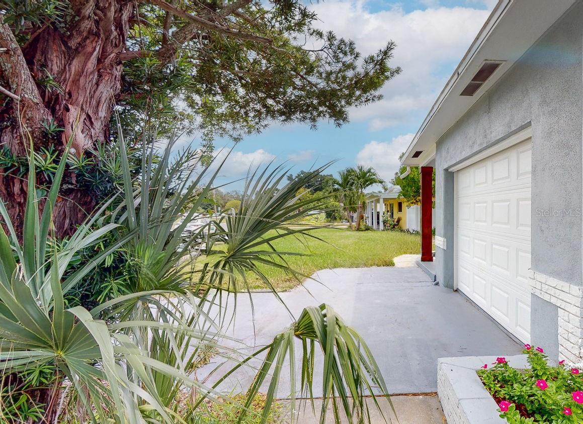 874 63RD AVE S, ST PETERSBURG, FL, 33705