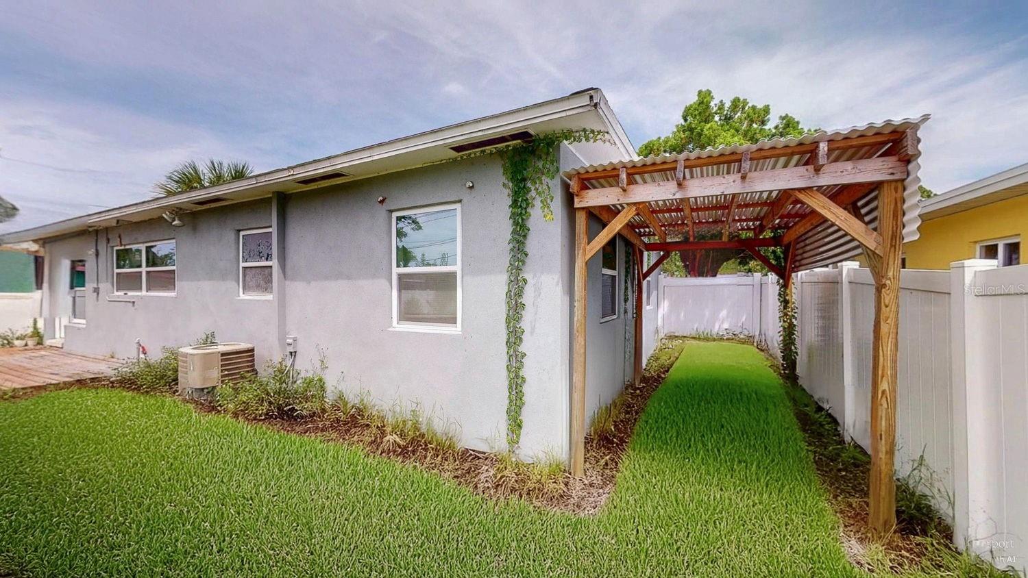 874 63RD AVE S, ST PETERSBURG, FL, 33705