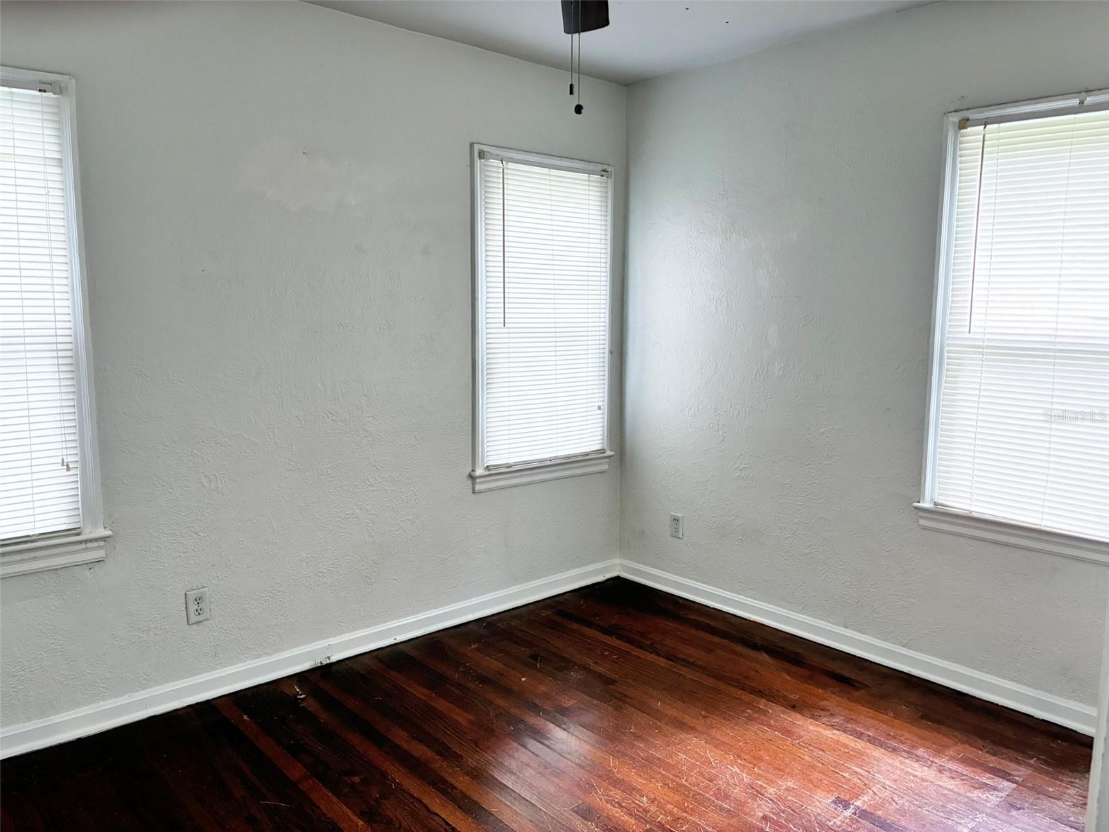 1650 CRESTWOOD DR, ORLANDO, FL, 32804