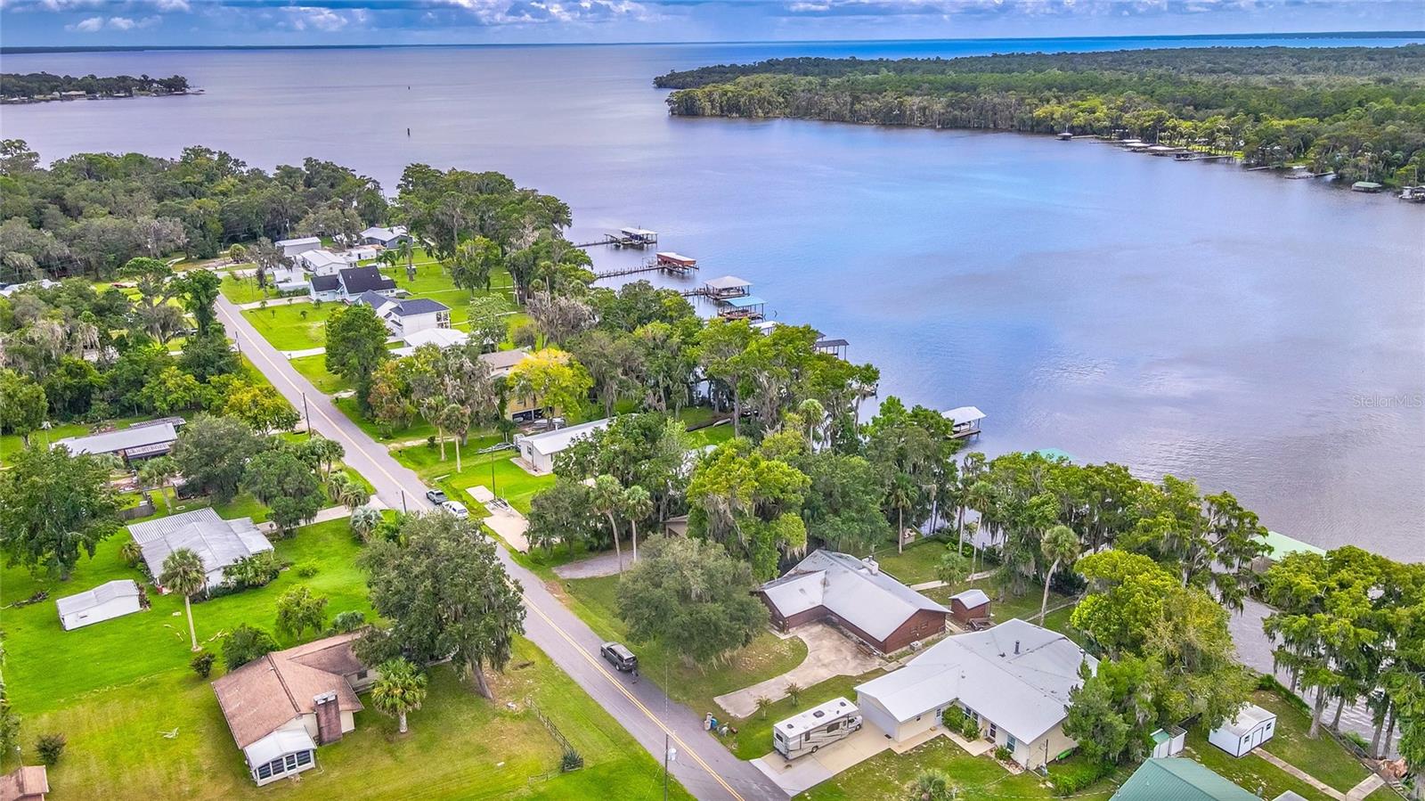 121 N LAKE GEORGE DR, GEORGETOWN, FL, 32139