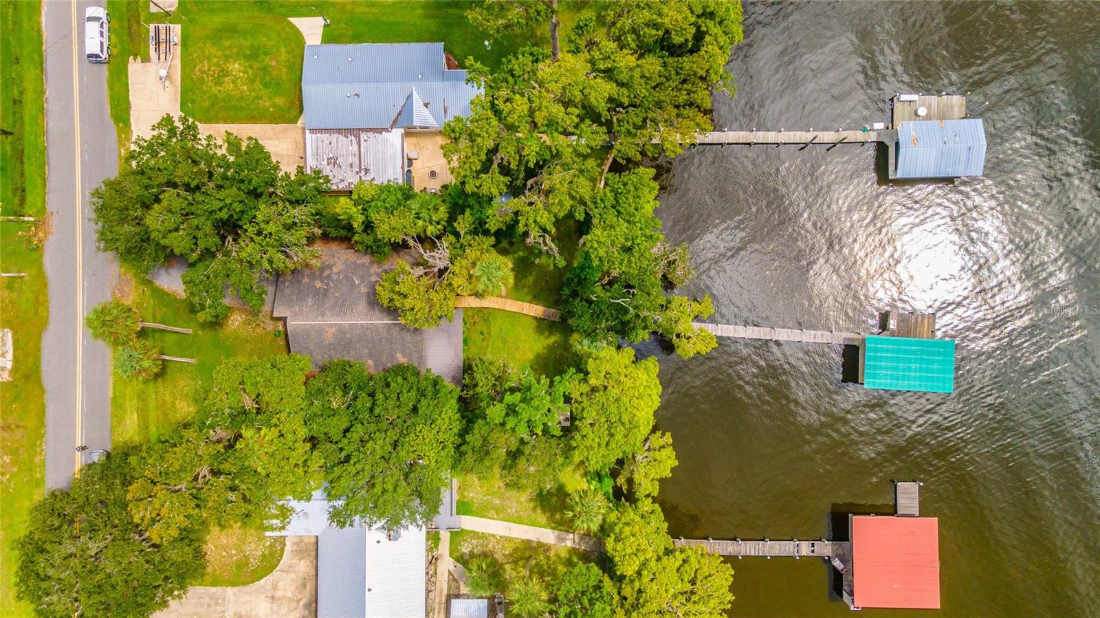 121 N LAKE GEORGE DR, GEORGETOWN, FL, 32139