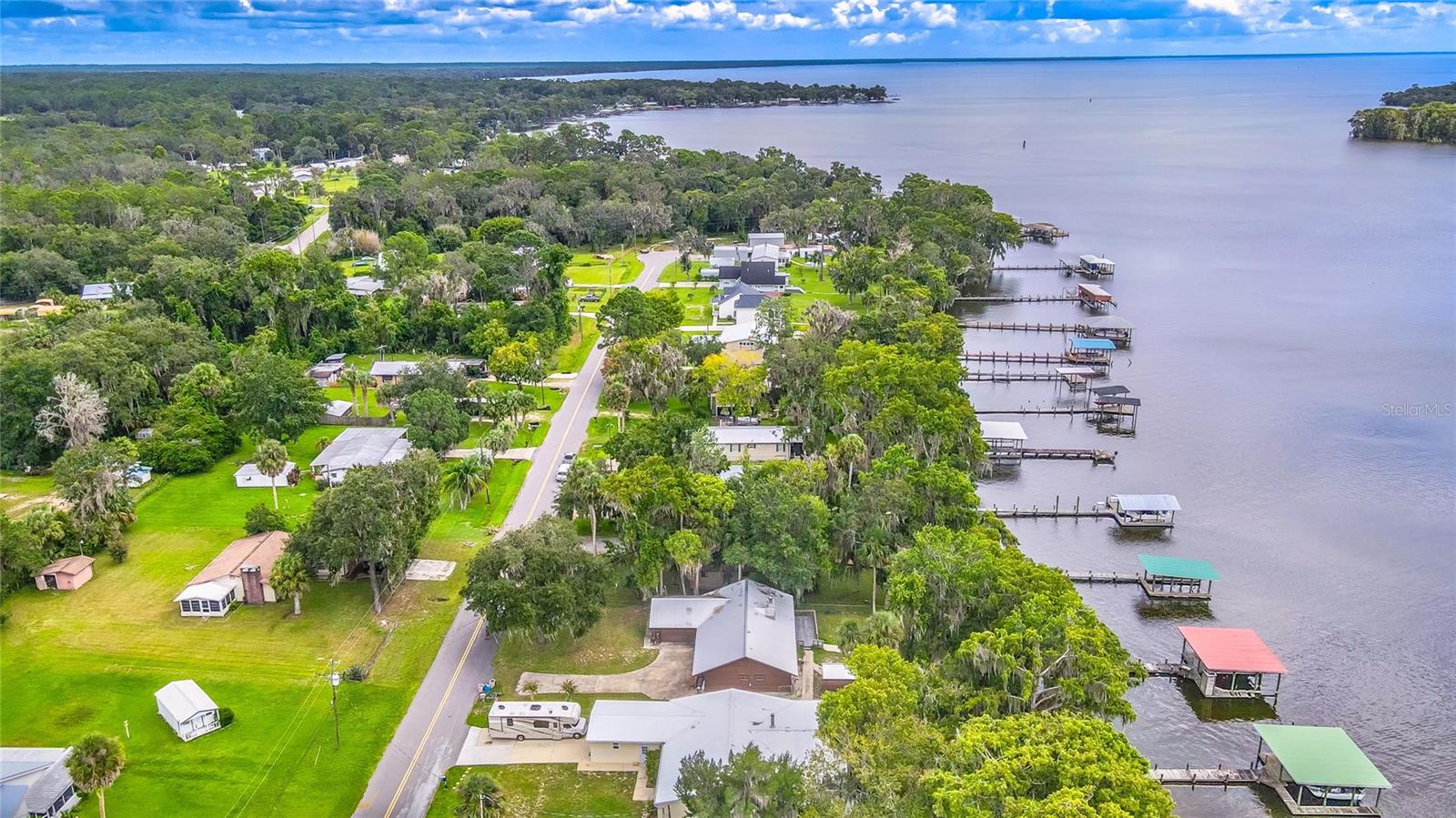 121 N LAKE GEORGE DR, GEORGETOWN, FL, 32139