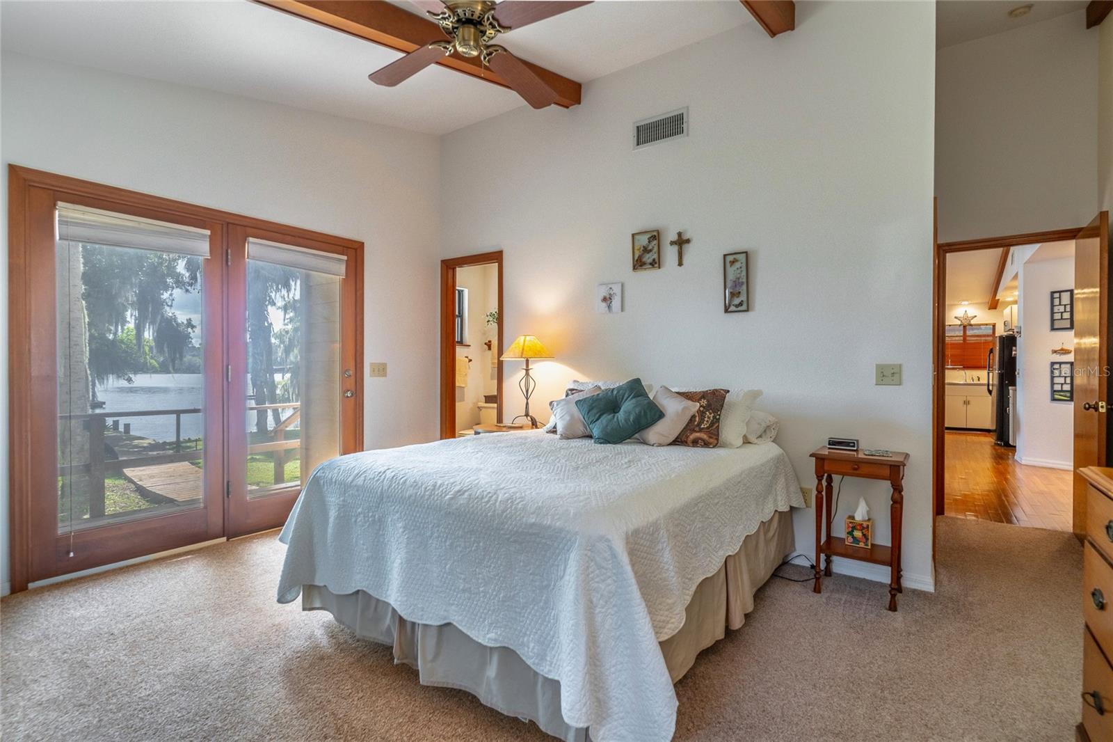 121 N LAKE GEORGE DR, GEORGETOWN, FL, 32139