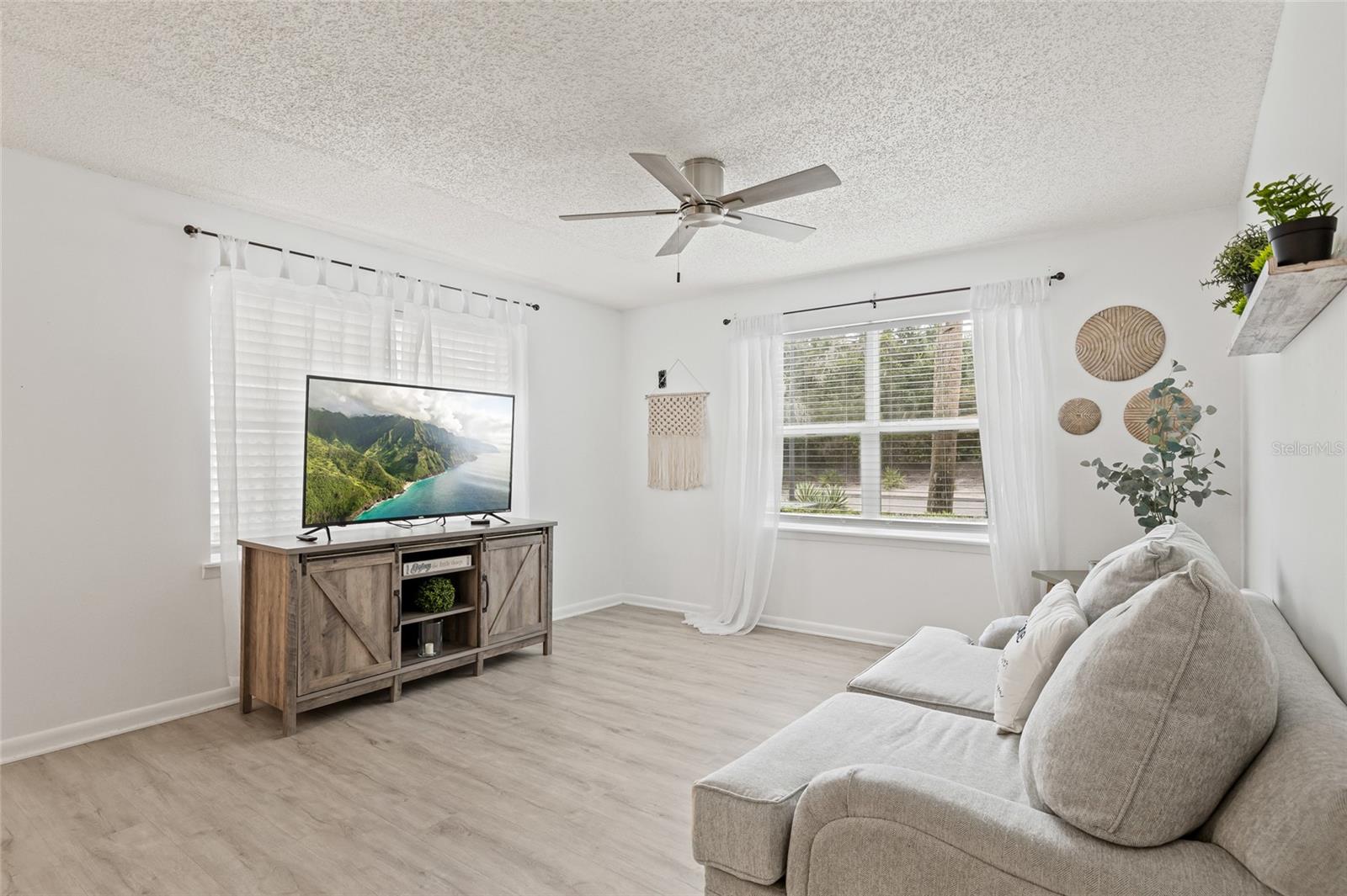 15215 AMBERLY DR #1002, TAMPA, FL, 33647