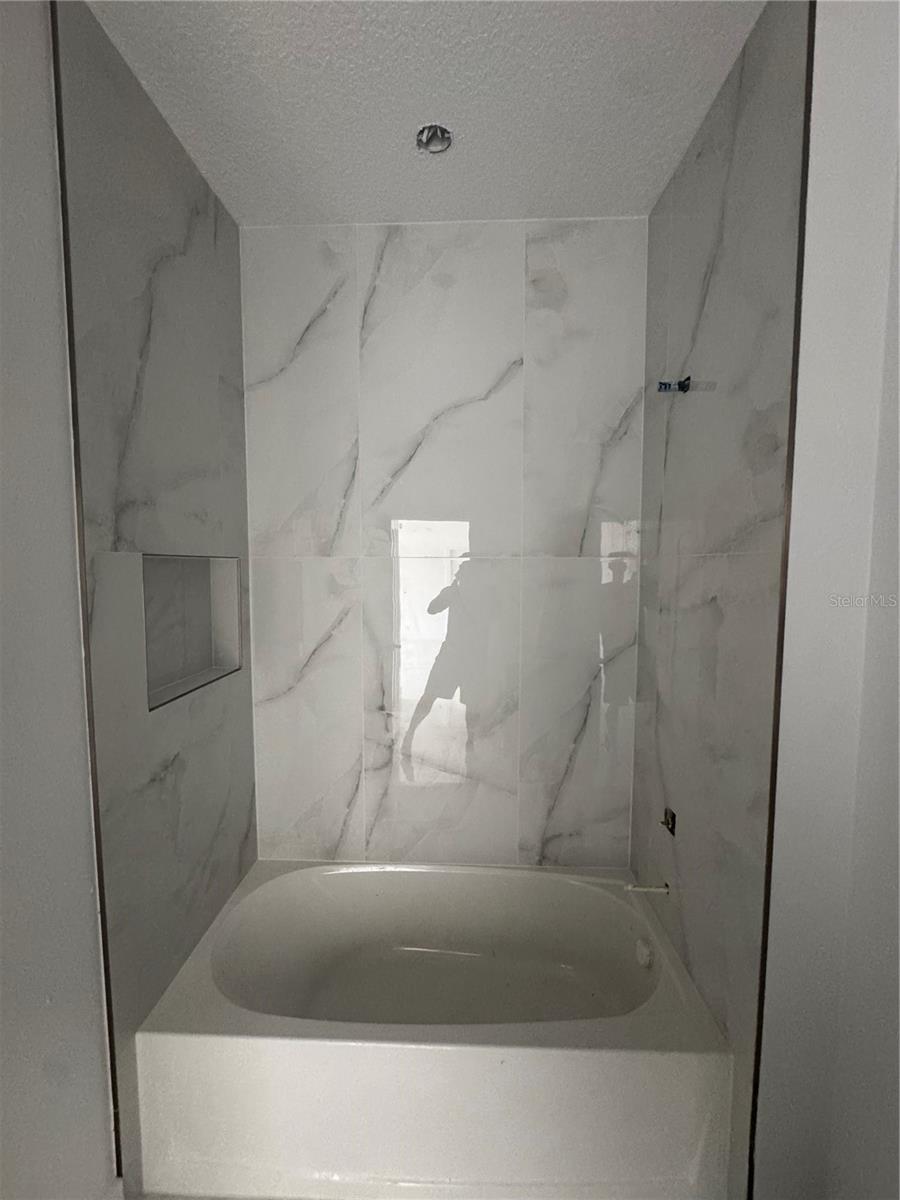 823 MAGNOLIA AVE, WINTER GARDEN, FL, 34787