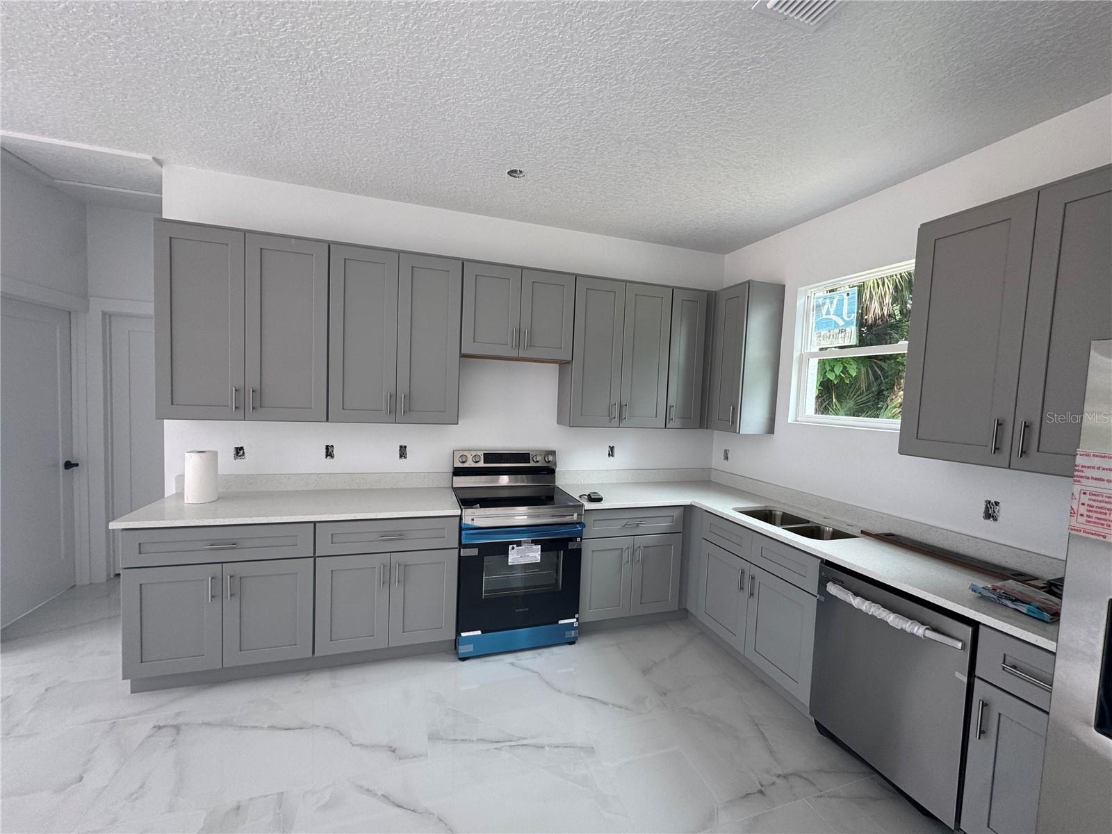 823 MAGNOLIA AVE, WINTER GARDEN, FL, 34787