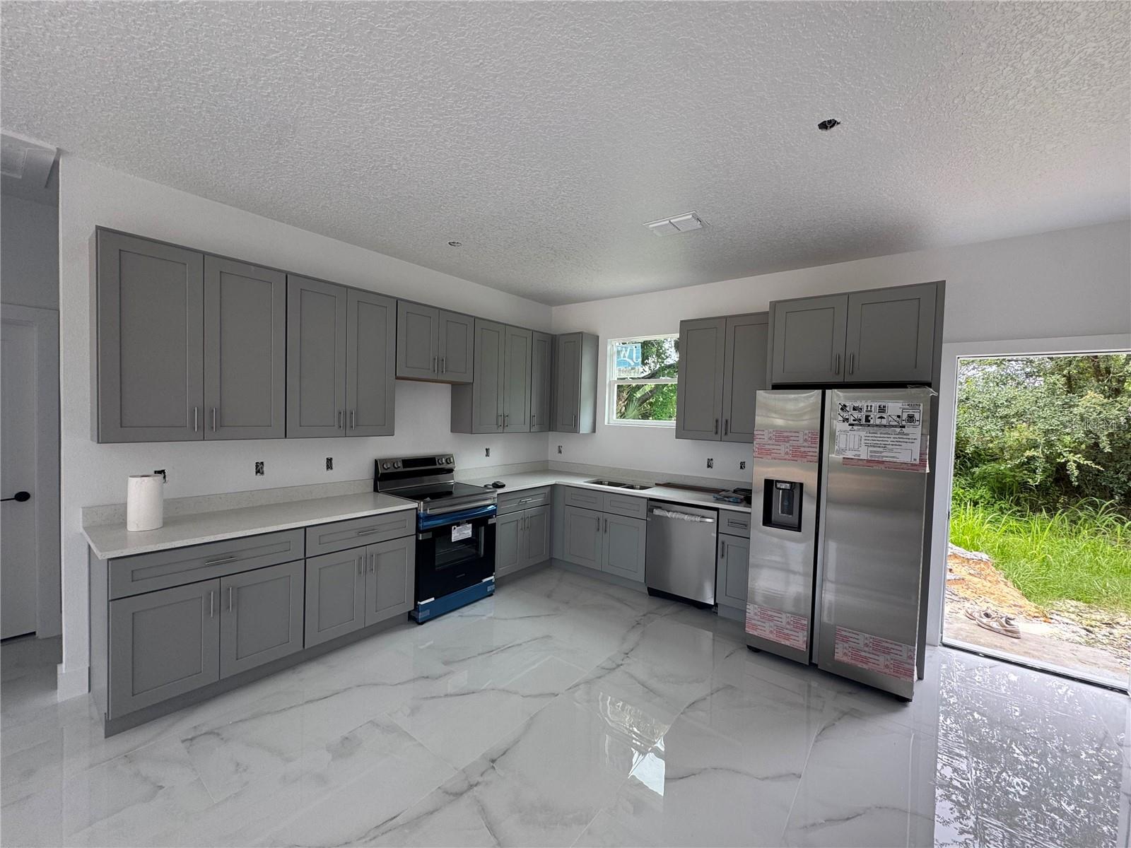 823 MAGNOLIA AVE, WINTER GARDEN, FL, 34787