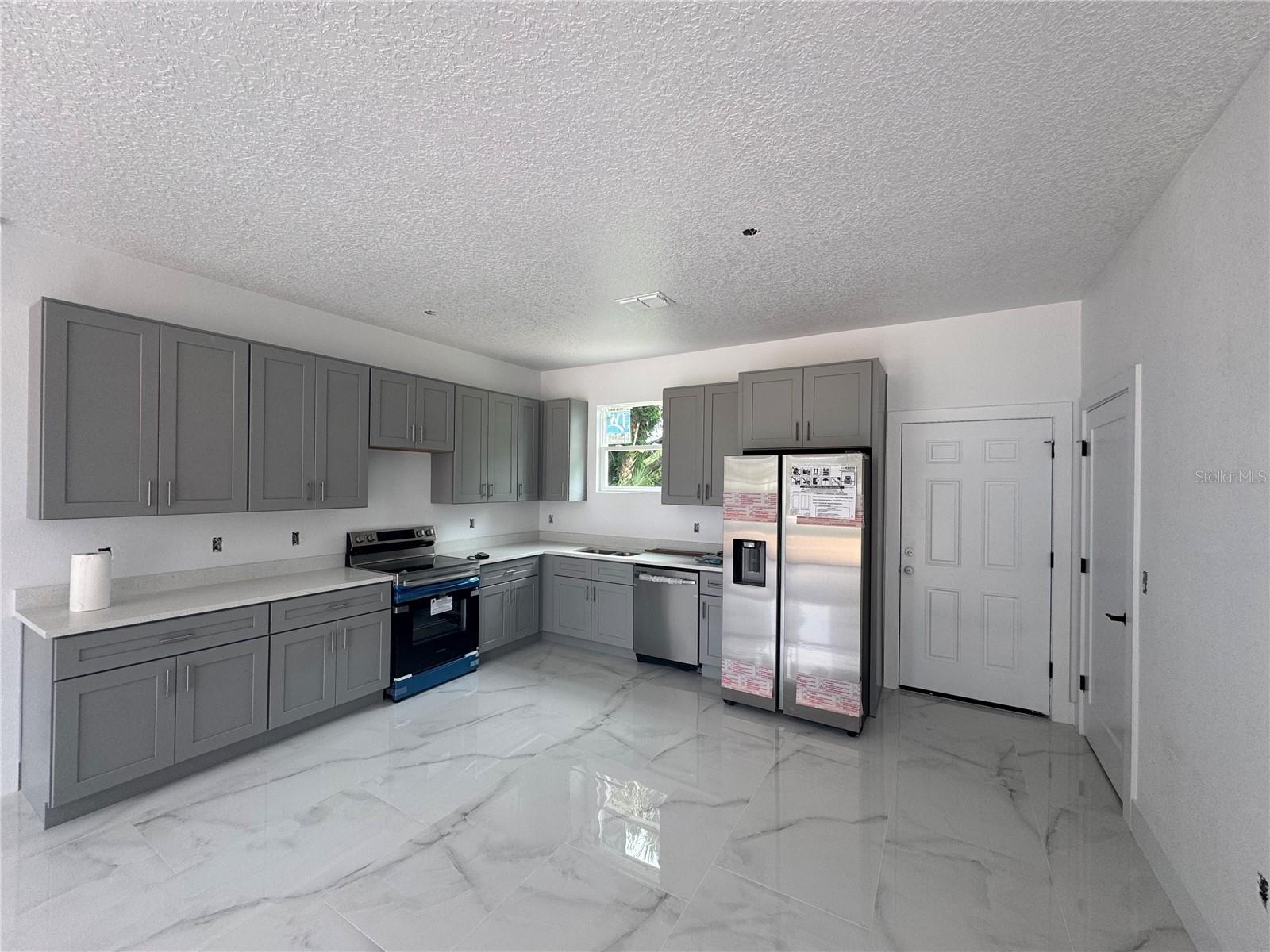 823 MAGNOLIA AVE, WINTER GARDEN, FL, 34787