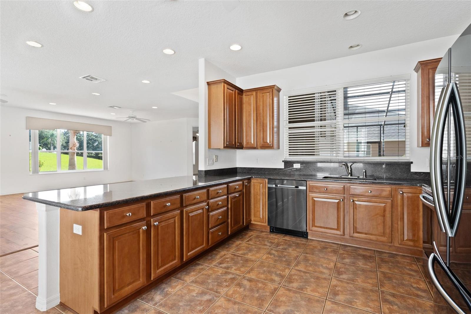 5789 BOUNTY CIR, TAVARES, FL, 32778