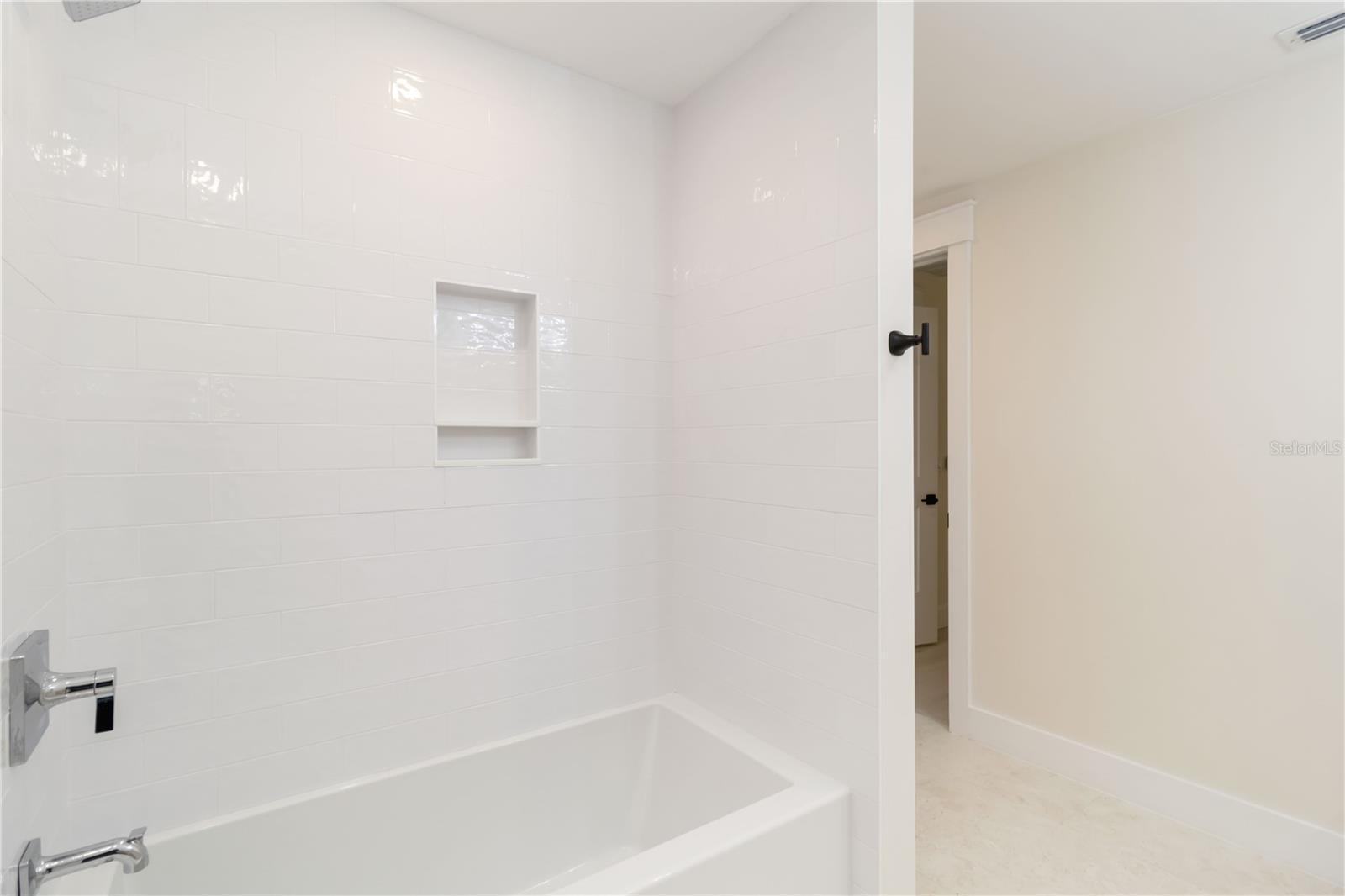 280 HIDDEN BAY DR #202, OSPREY, FL, 34229