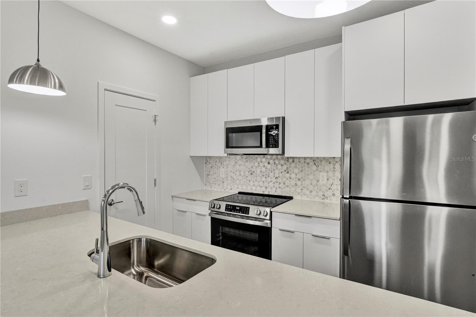 3402 E 28TH AVE #7, TAMPA, FL, 33605