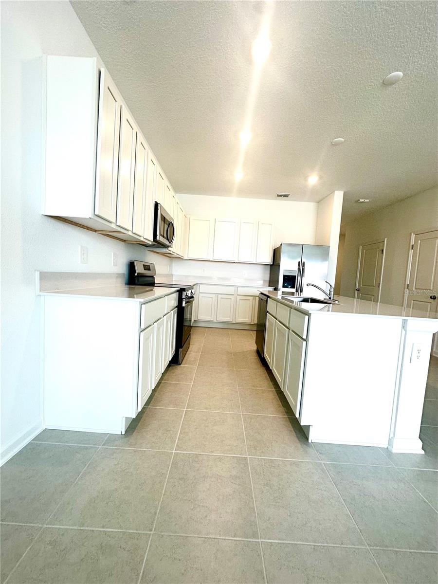 355 SOL VISTA DR, DUNDEE, FL, 33838