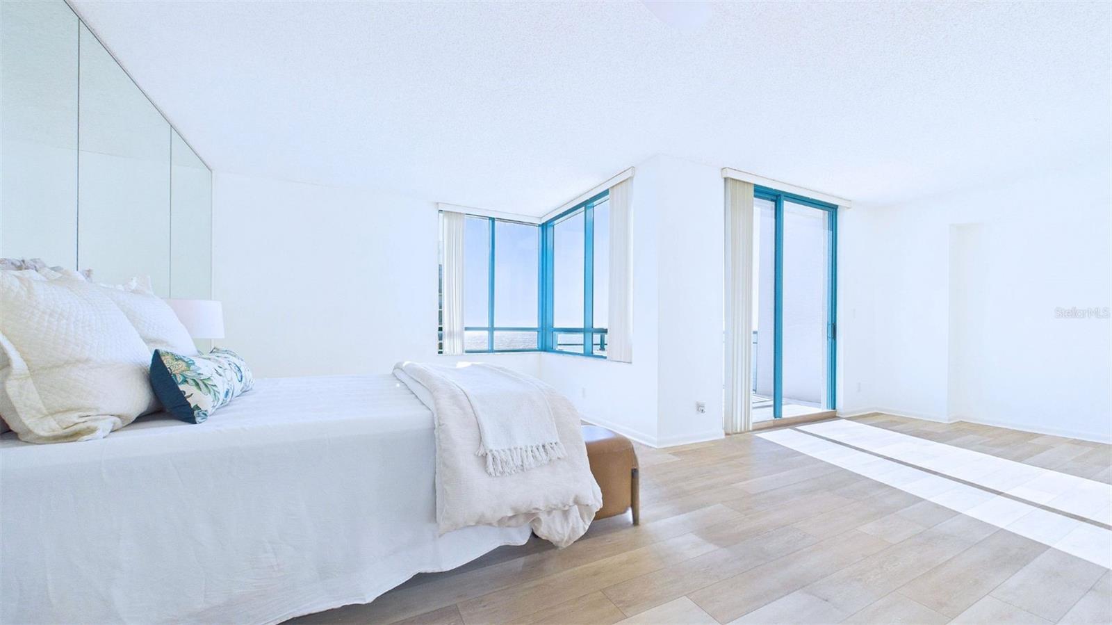 TB8424790 Property Photo