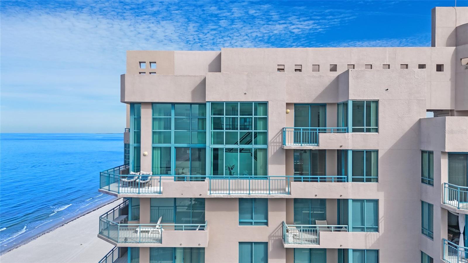 TB8424790 Property Photo