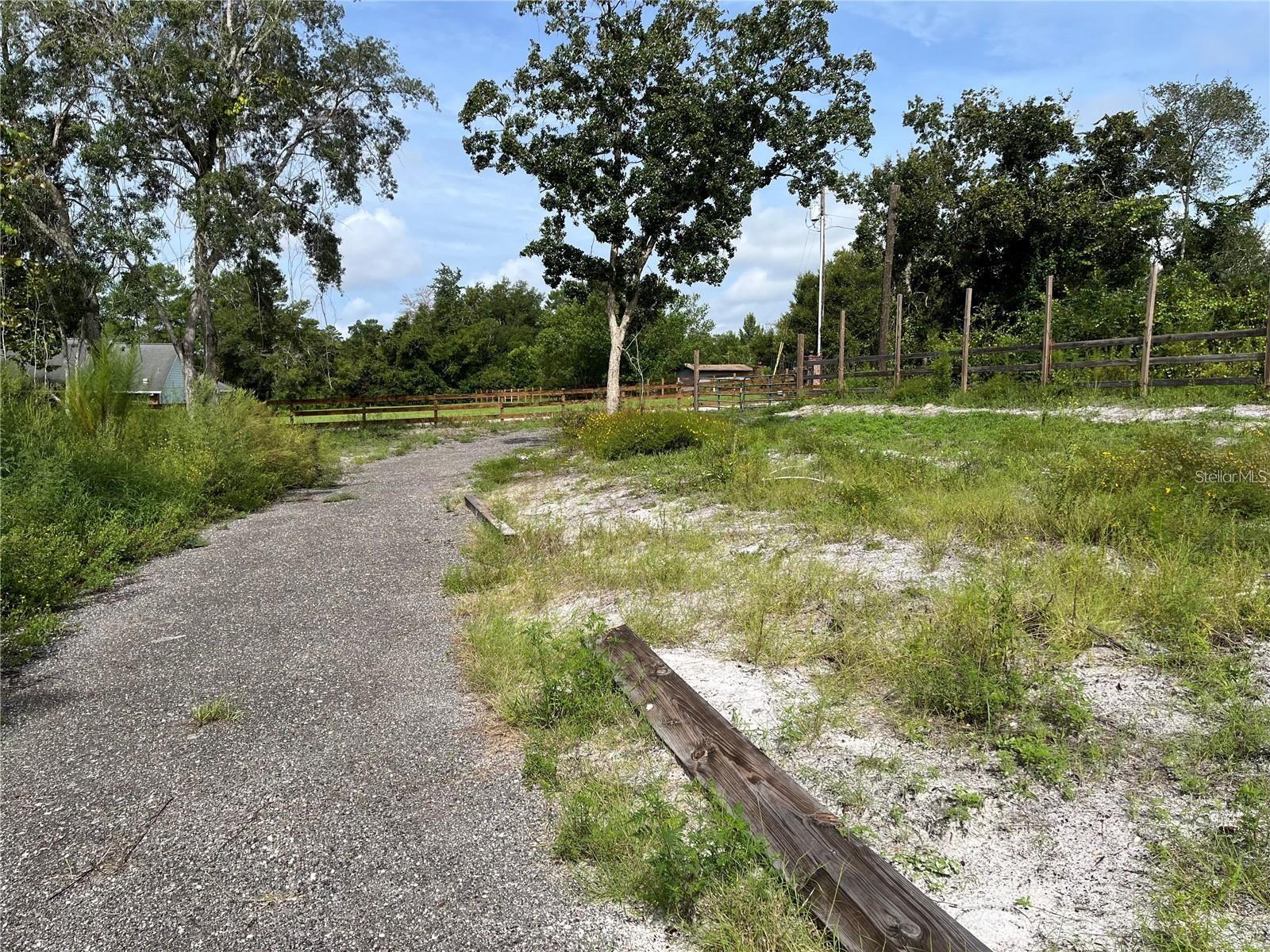 2500 LEONARD DR, DELTONA, FL, 32725