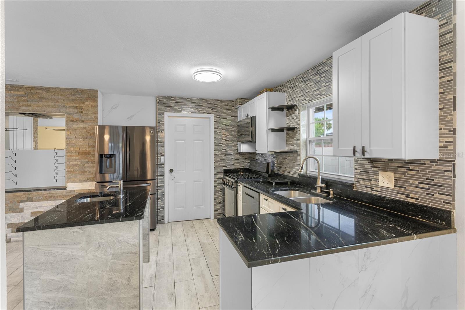 819 ROYAL OAK DR, ORLANDO, FL, 32809