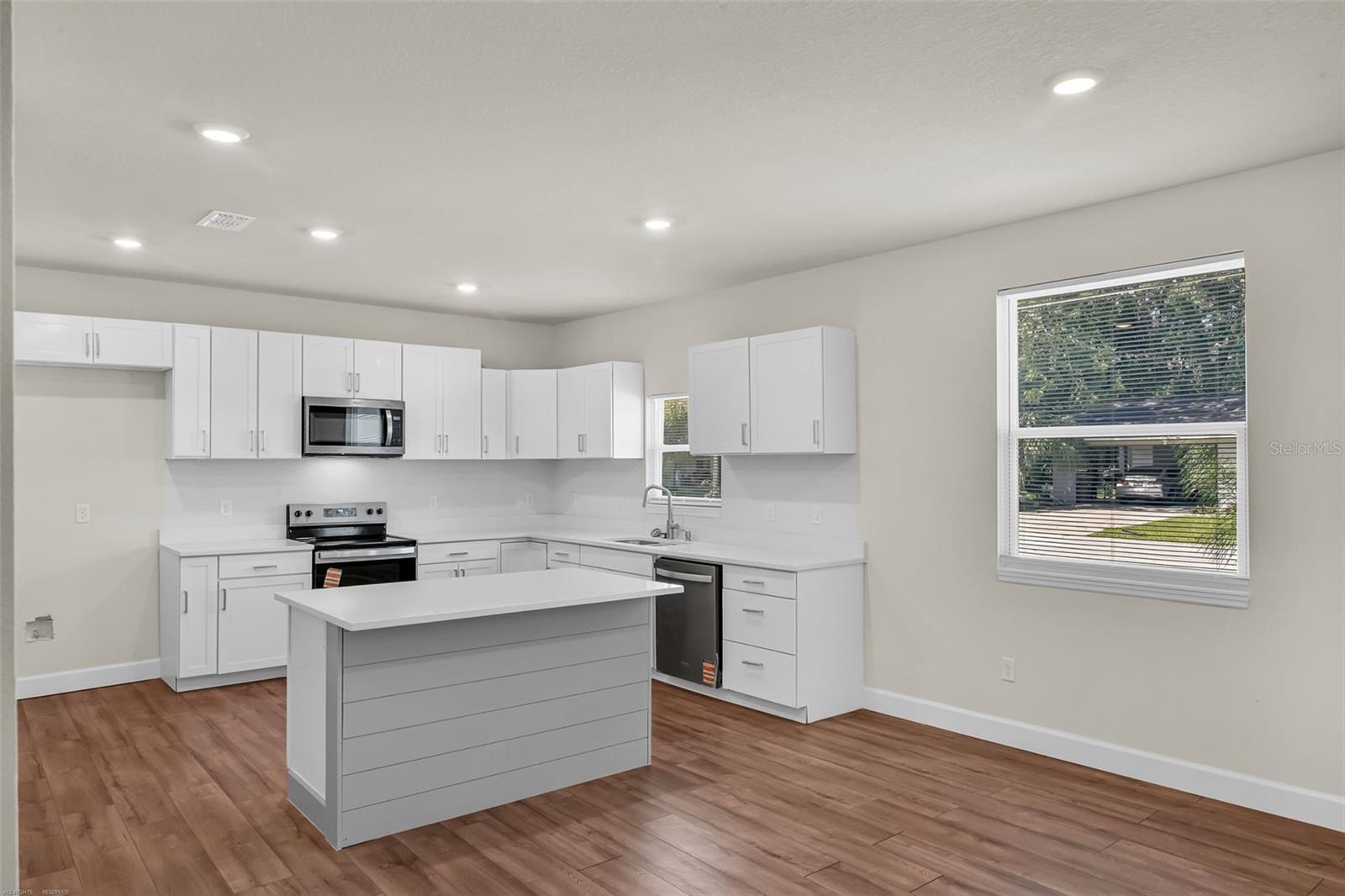 719 NW 14TH AVE, OCALA, FL, 34475