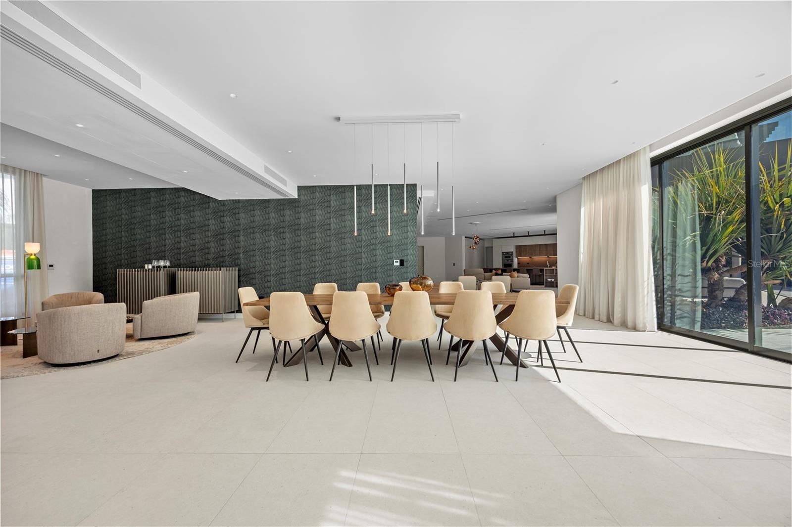 PR9115907 Property Photo