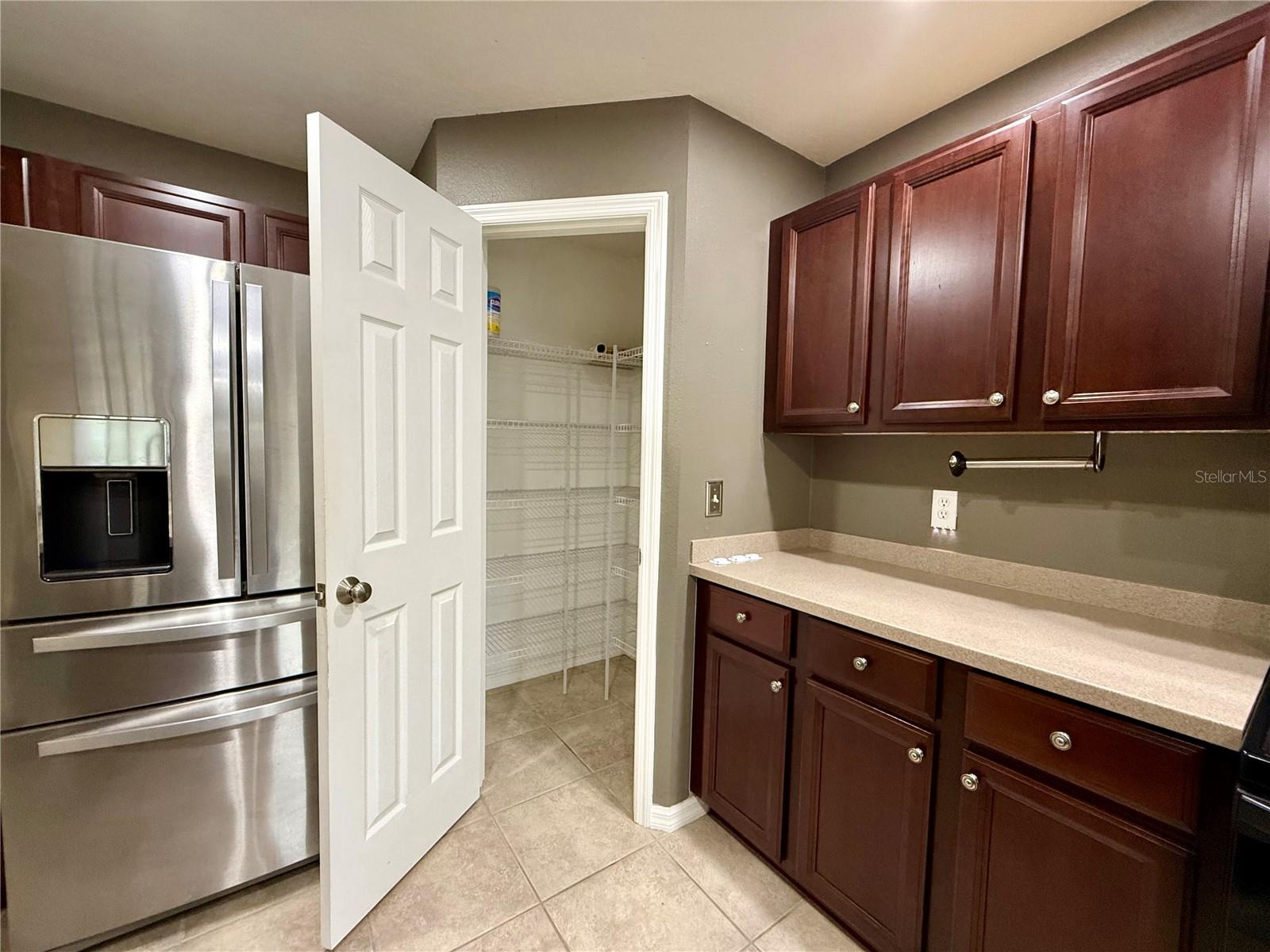 6105 42ND STREET CIR E, BRADENTON, FL, 34203