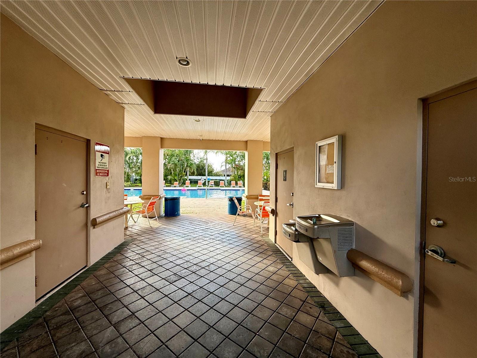 6105 42ND STREET CIR E, BRADENTON, FL, 34203