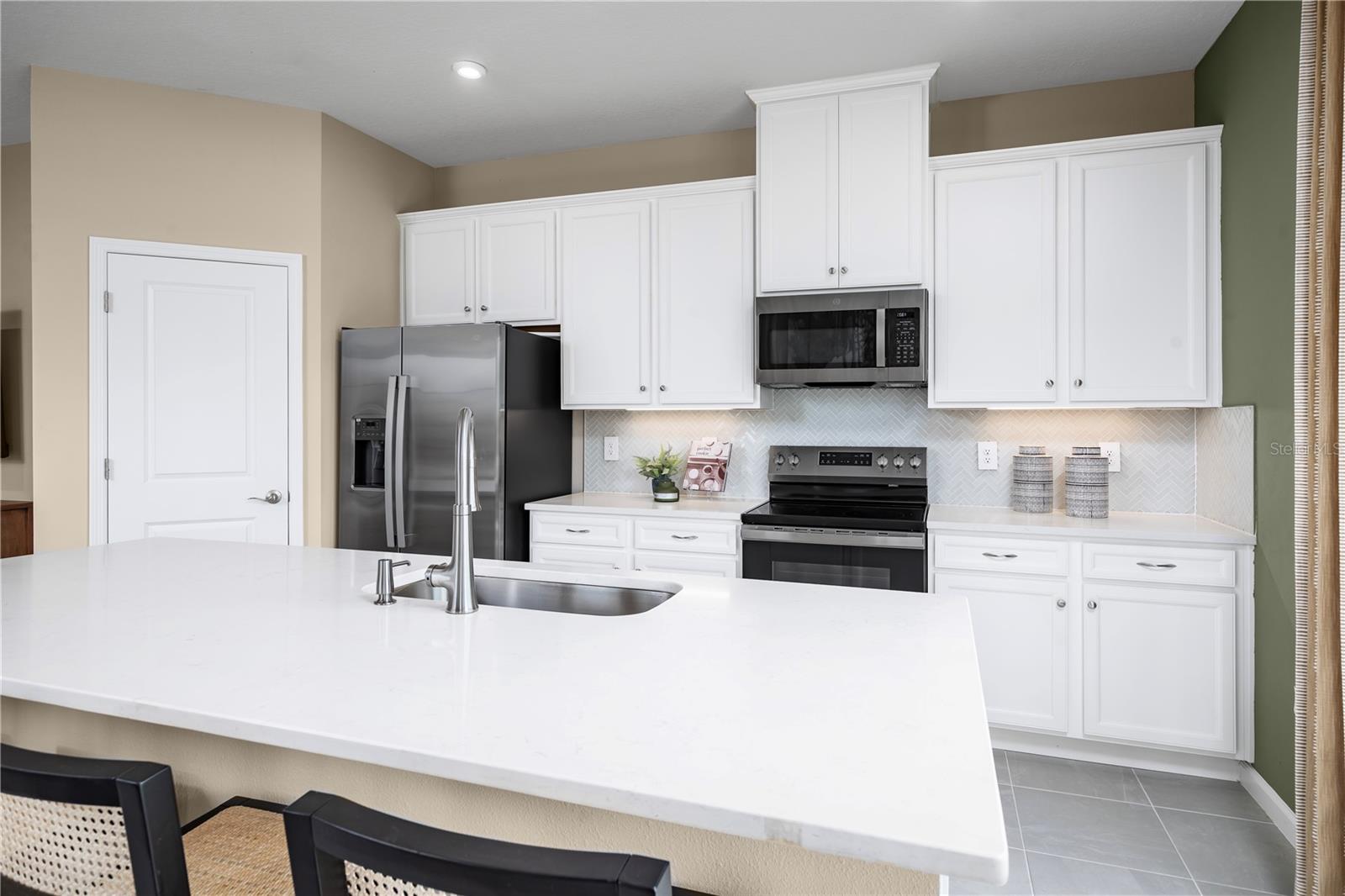 20273 LOU ANGELA LN, LUTZ, FL, 33558