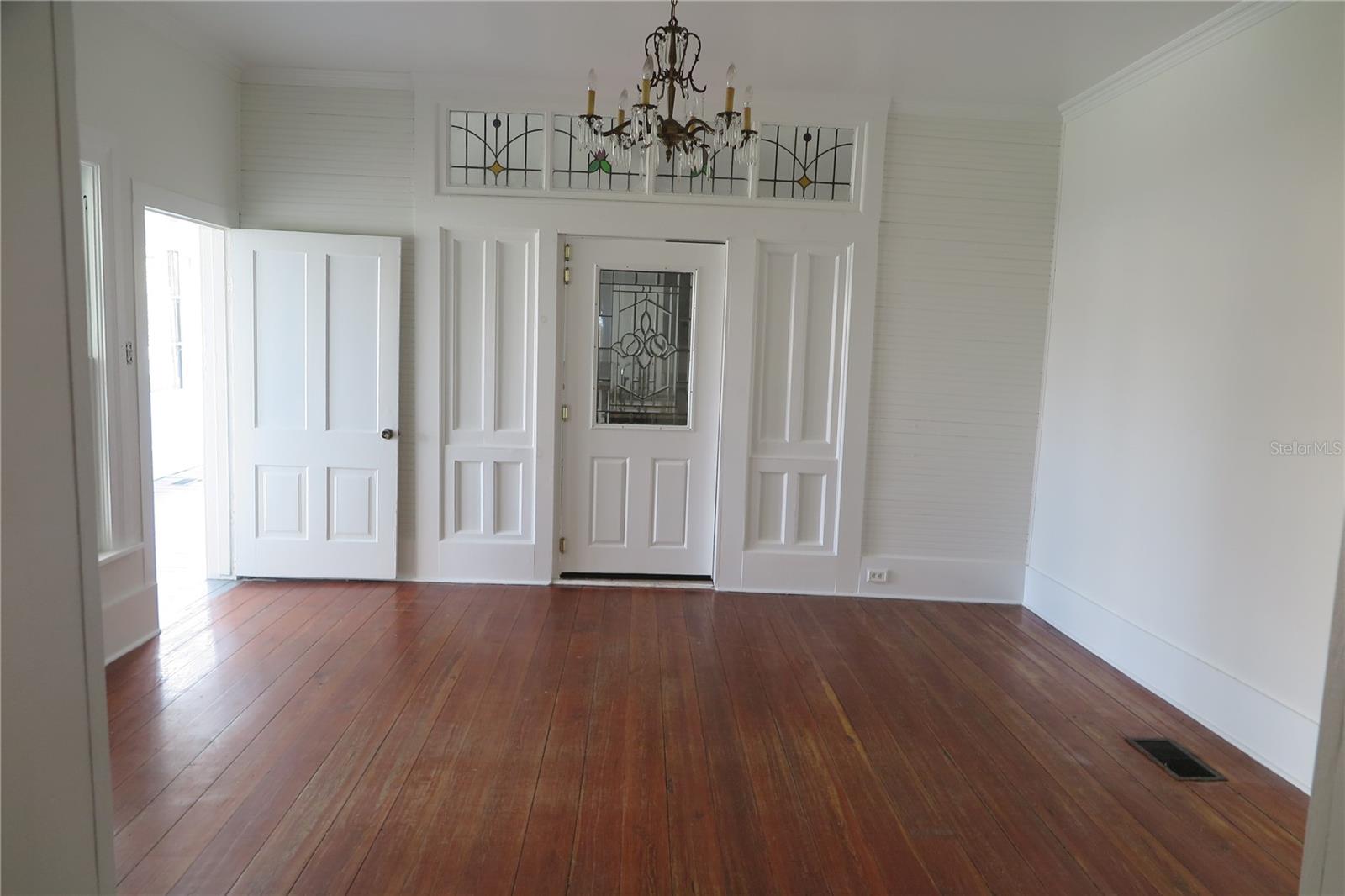 105 SE 1ST AVE, LAKE BUTLER, FL, 32054