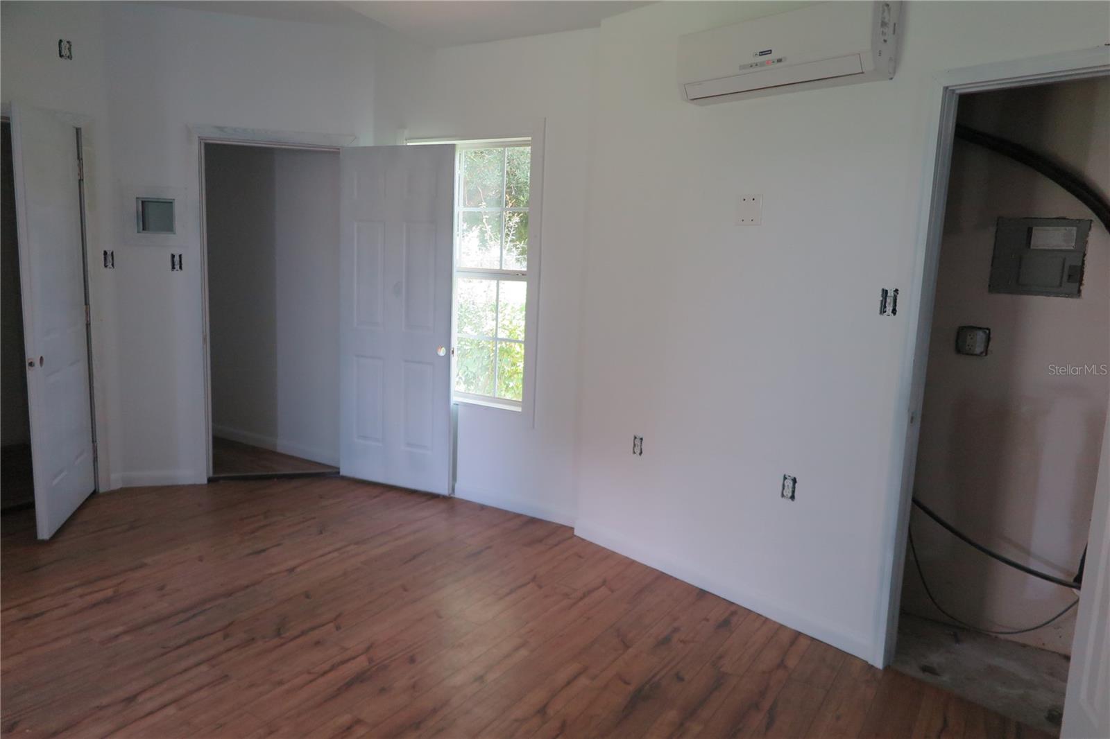 105 SE 1ST AVE, LAKE BUTLER, FL, 32054