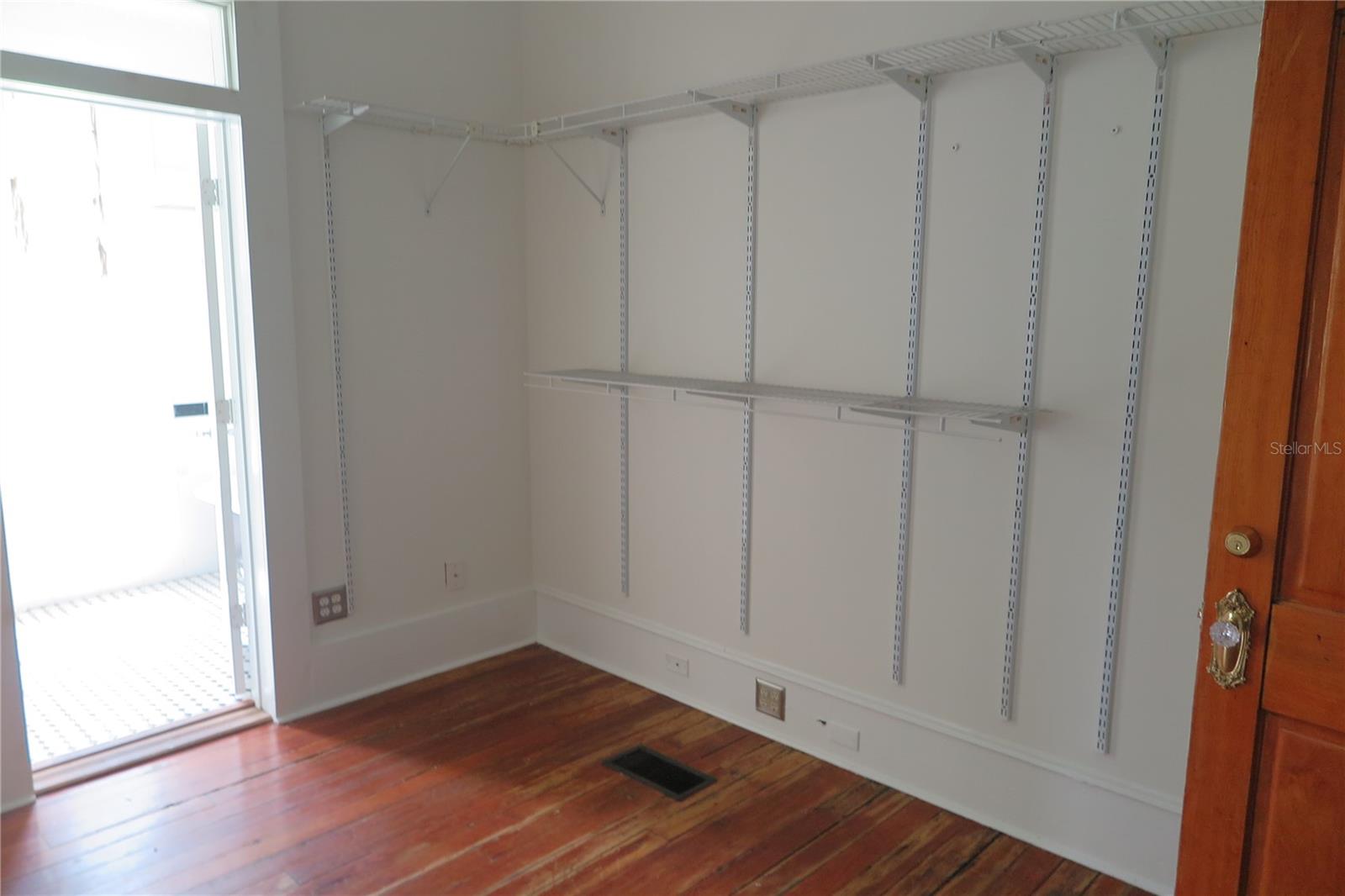 105 SE 1ST AVE, LAKE BUTLER, FL, 32054