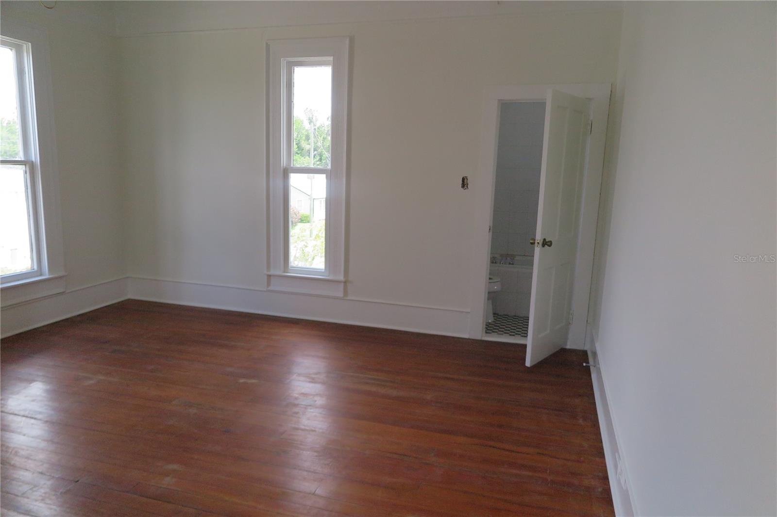 105 SE 1ST AVE, LAKE BUTLER, FL, 32054