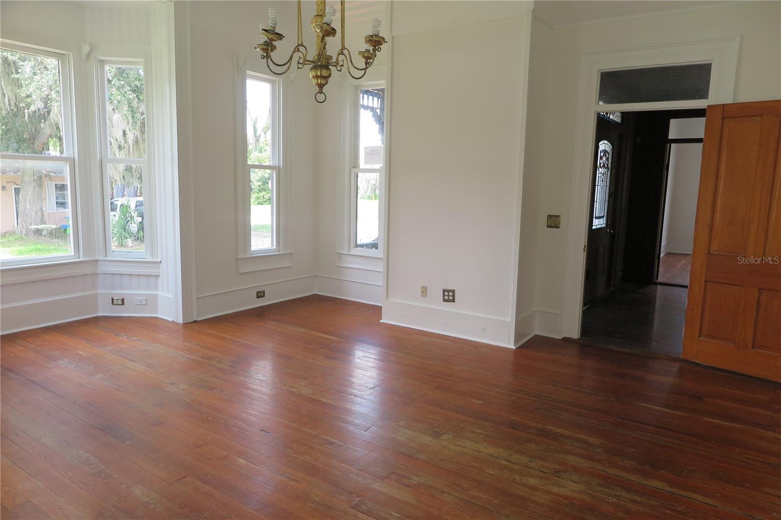 105 SE 1ST AVE, LAKE BUTLER, FL, 32054