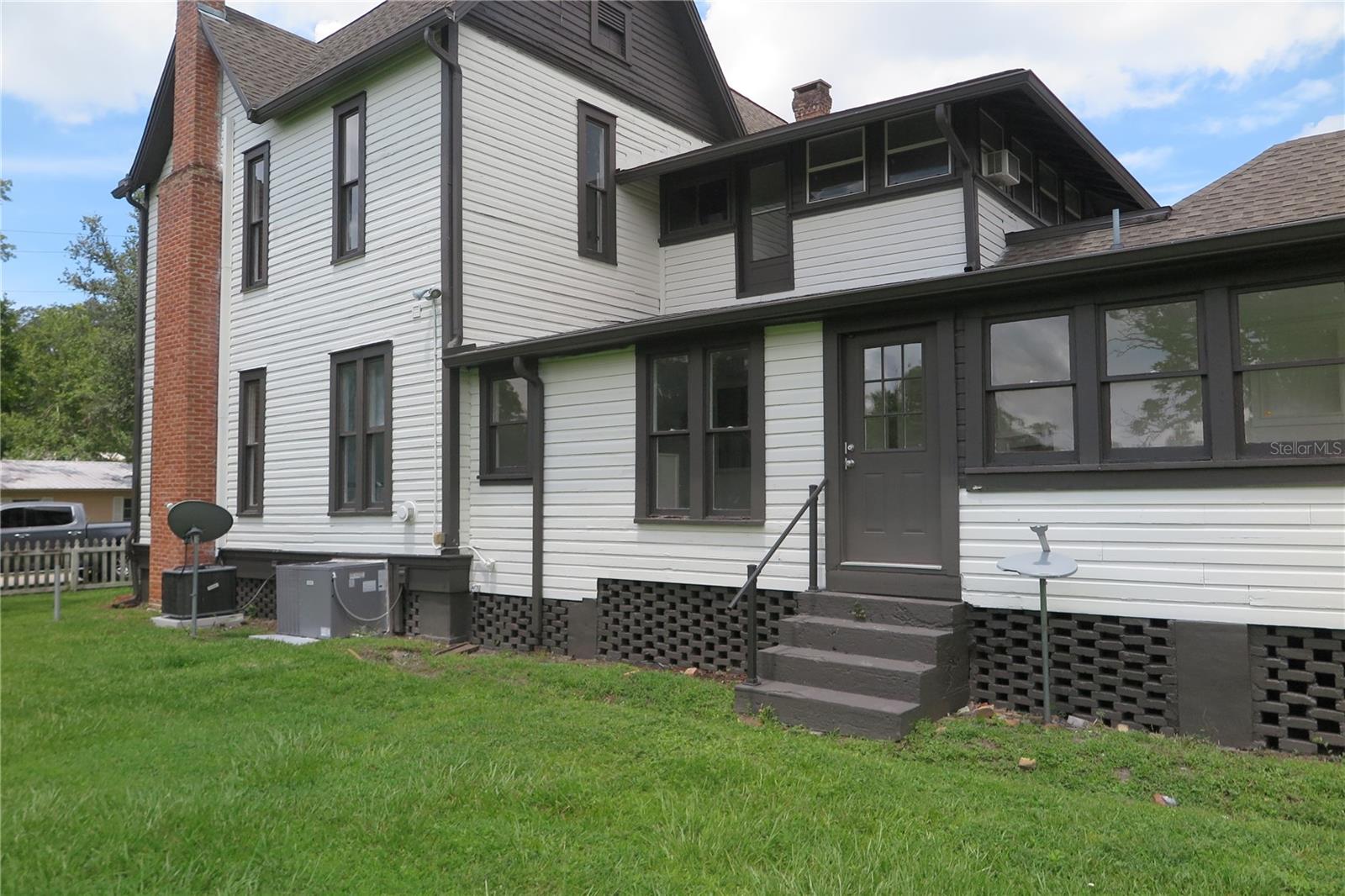 105 SE 1ST AVE, LAKE BUTLER, FL, 32054