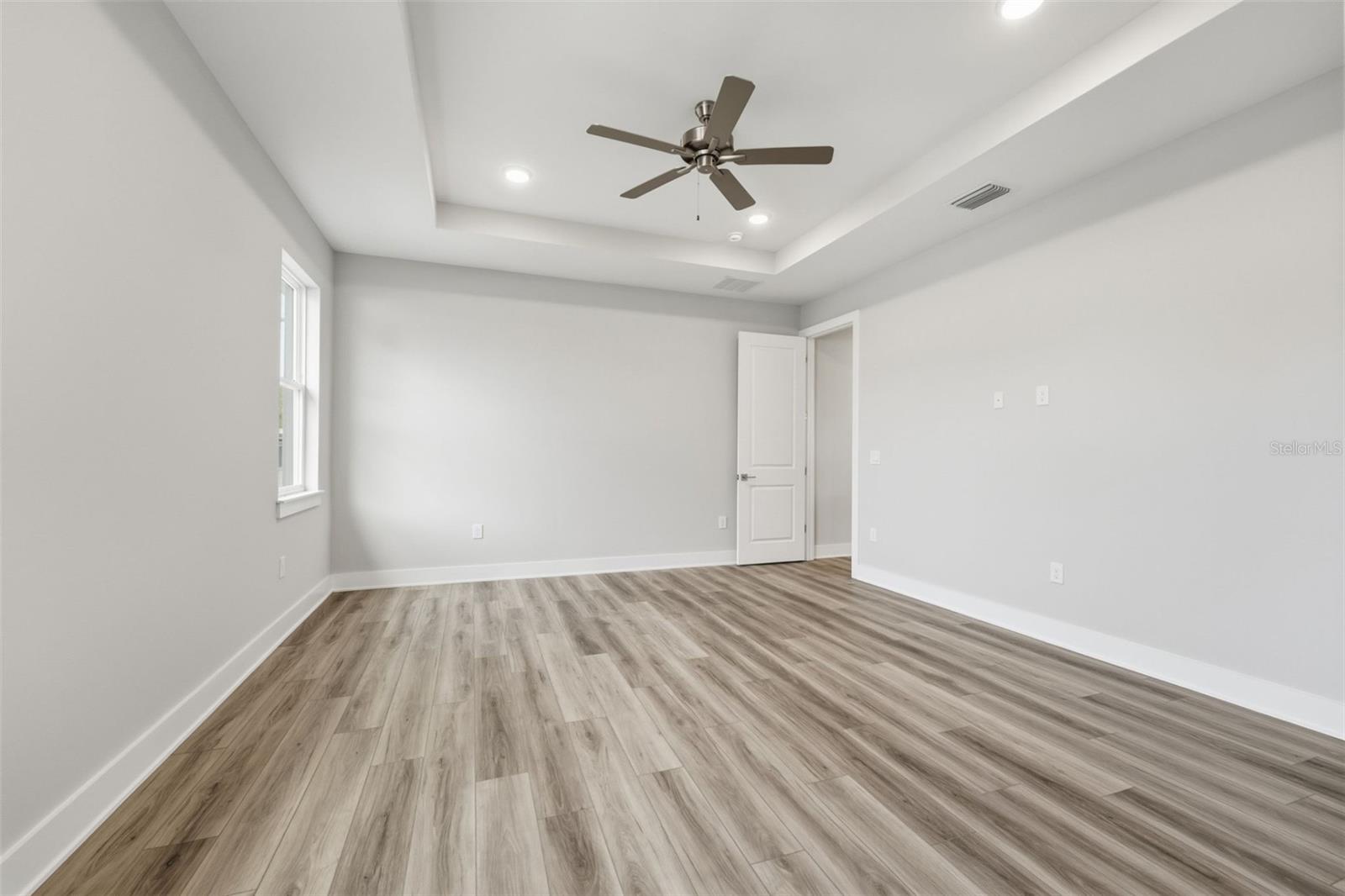 1512 SAWYERWOOD AVE, ORLANDO, FL, 32809