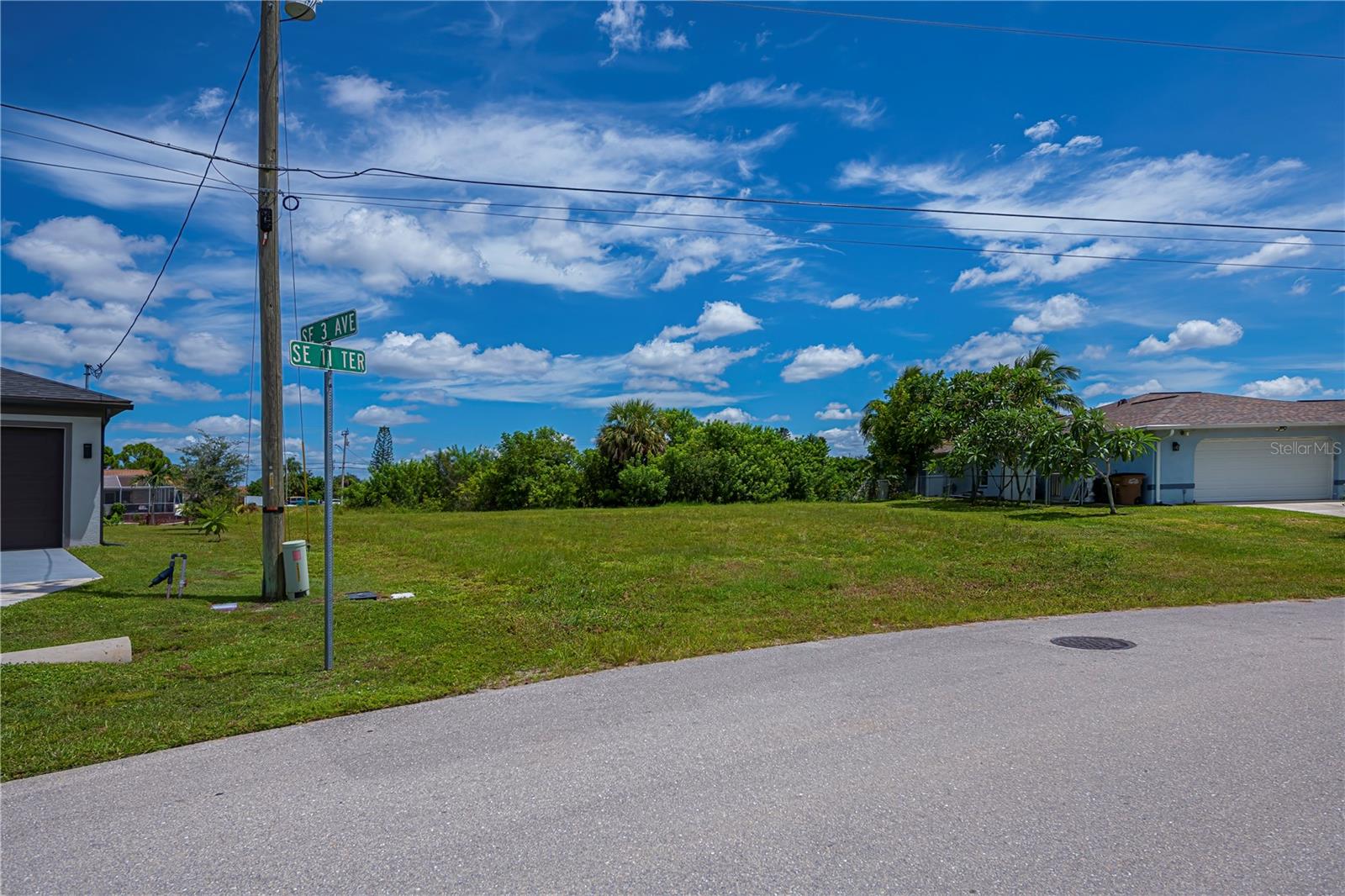 1203 SE 3RD AVE, CAPE CORAL, FL, 33990