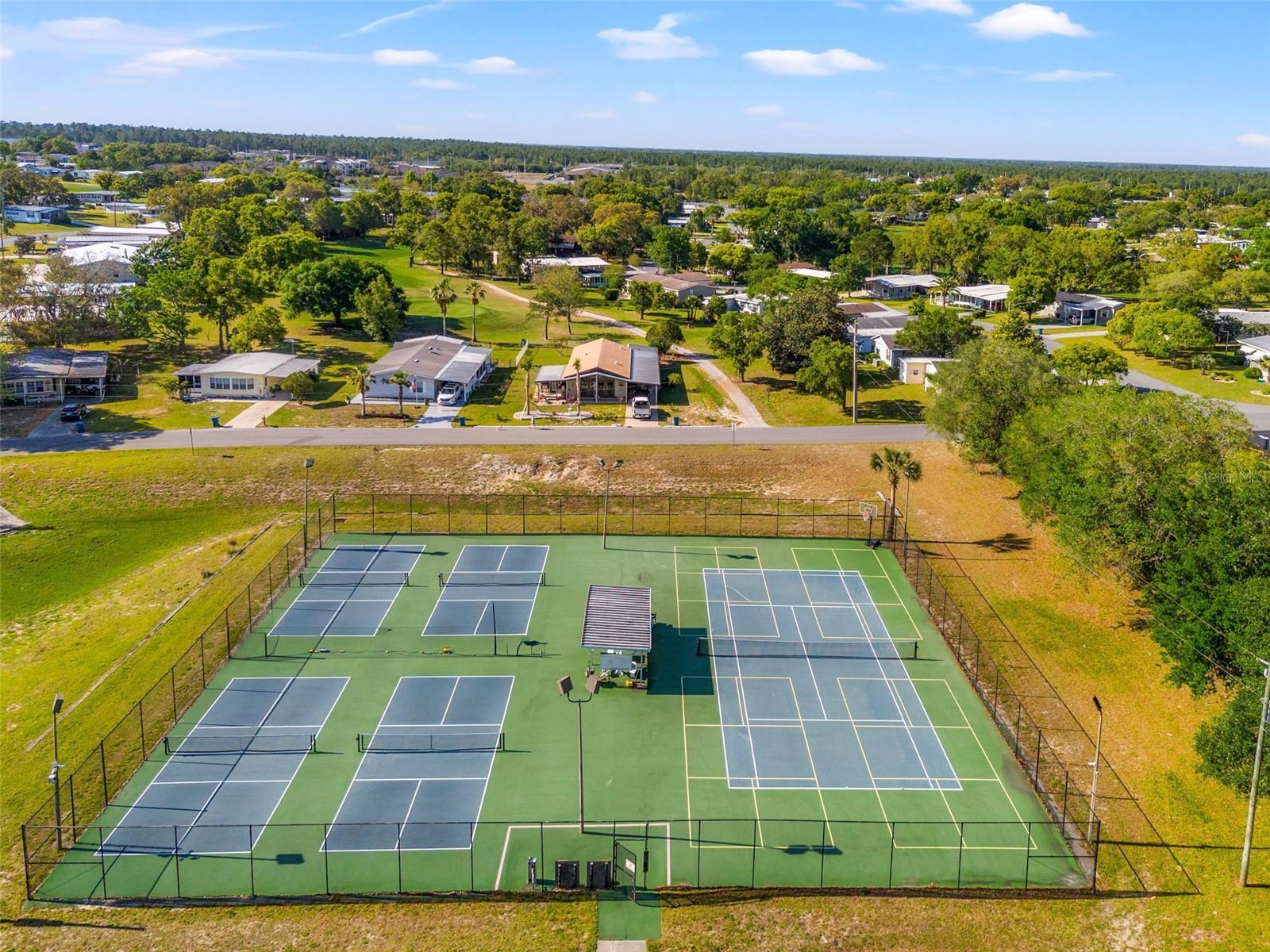 7476 EASTERN CIRCLE DR, BROOKSVILLE, FL, 34613