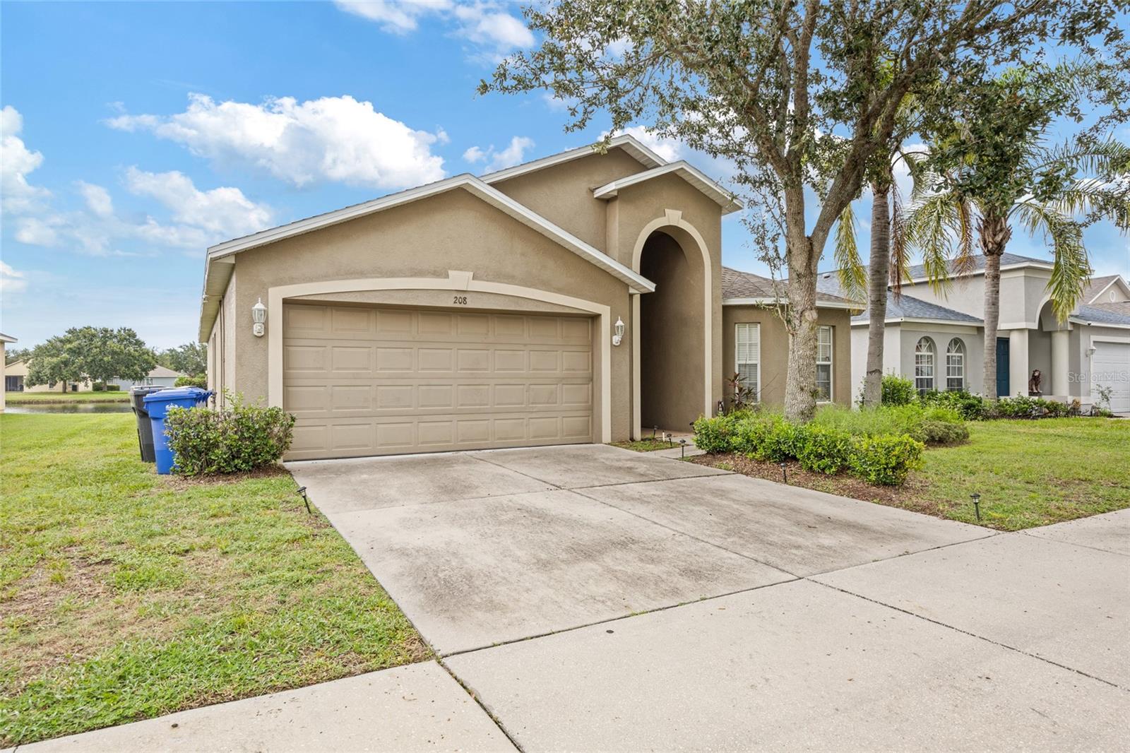 208 SMOKEY HILL AVE, RUSKIN, FL, 33570